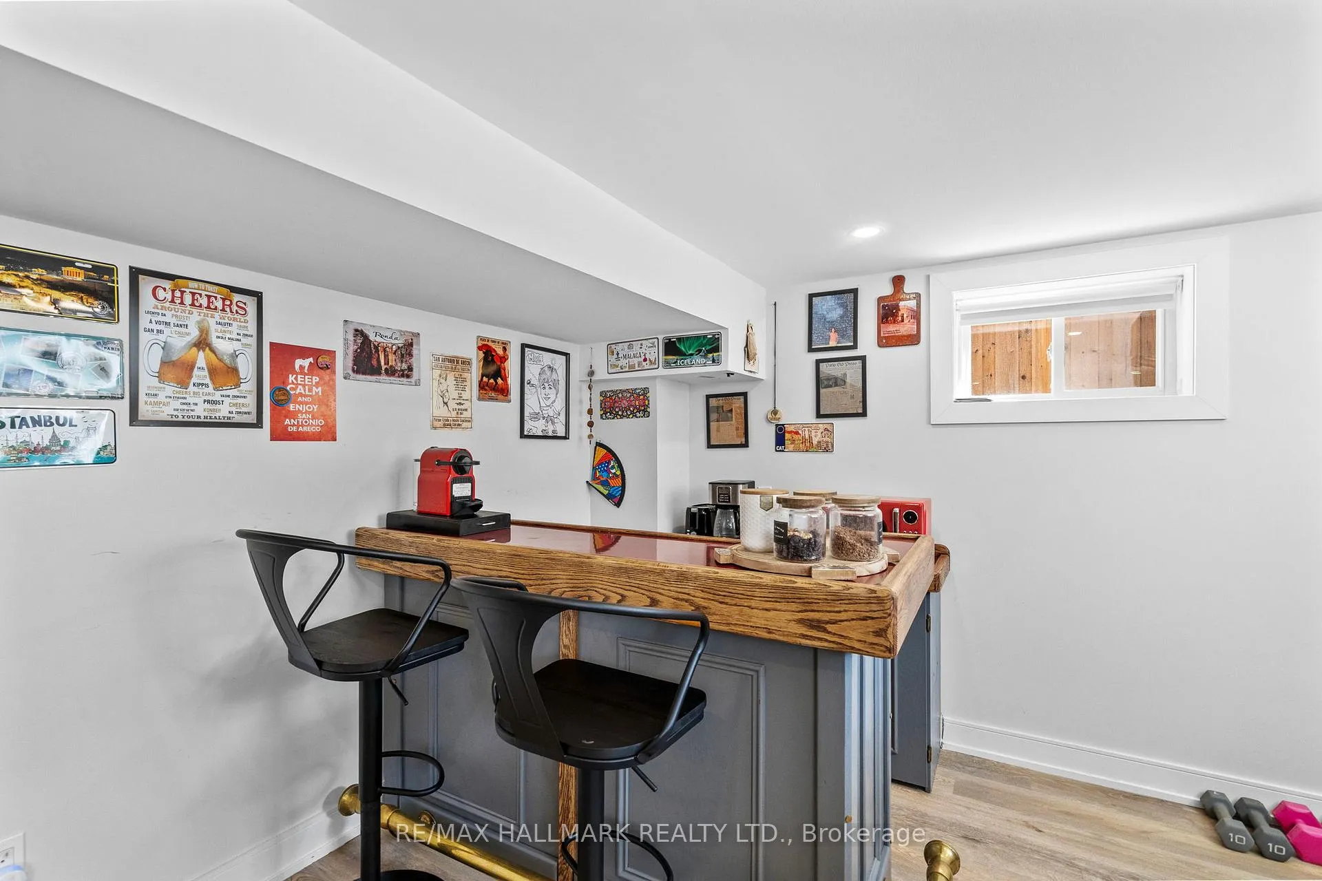 Photo 31 of 136 Lothian Avenue, Etobicoke, Stonegate-Queensway — HOMEH