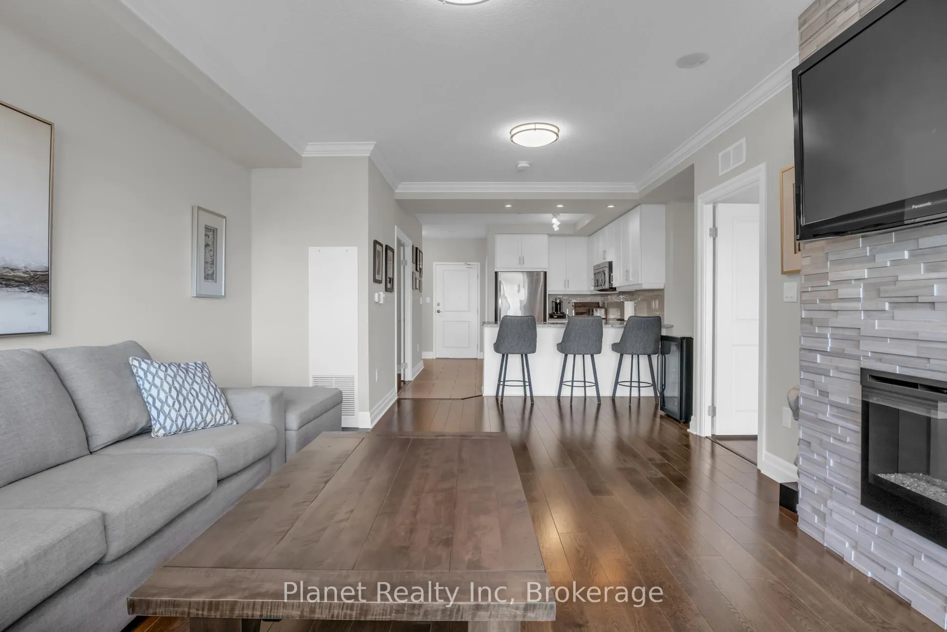 Photo 9 of Unit 409, 150 Wellington Street E, Guelph, Downtown — HOMEH