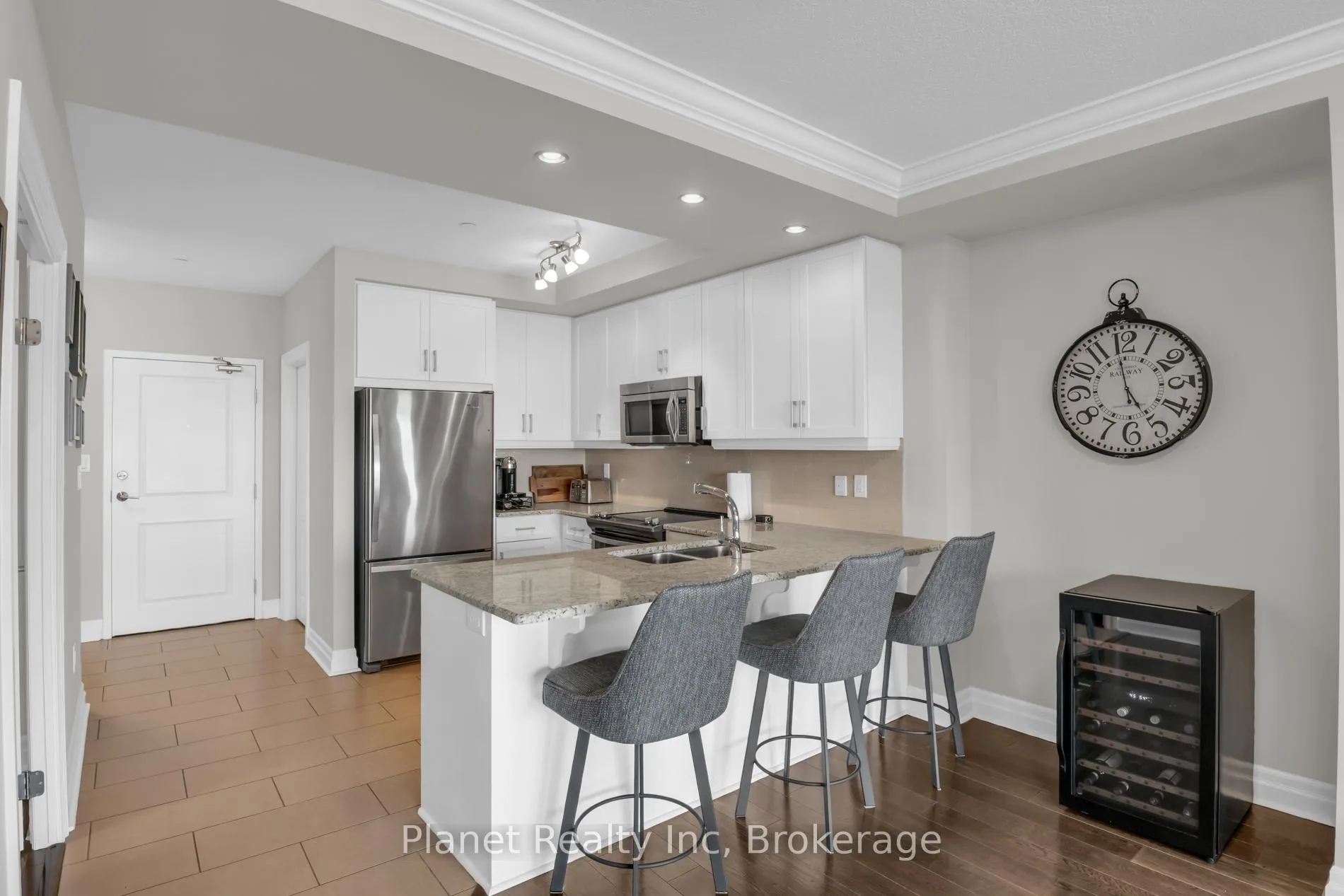 Photo 11 of Unit 409, 150 Wellington Street E, Guelph, Downtown — HOMEH