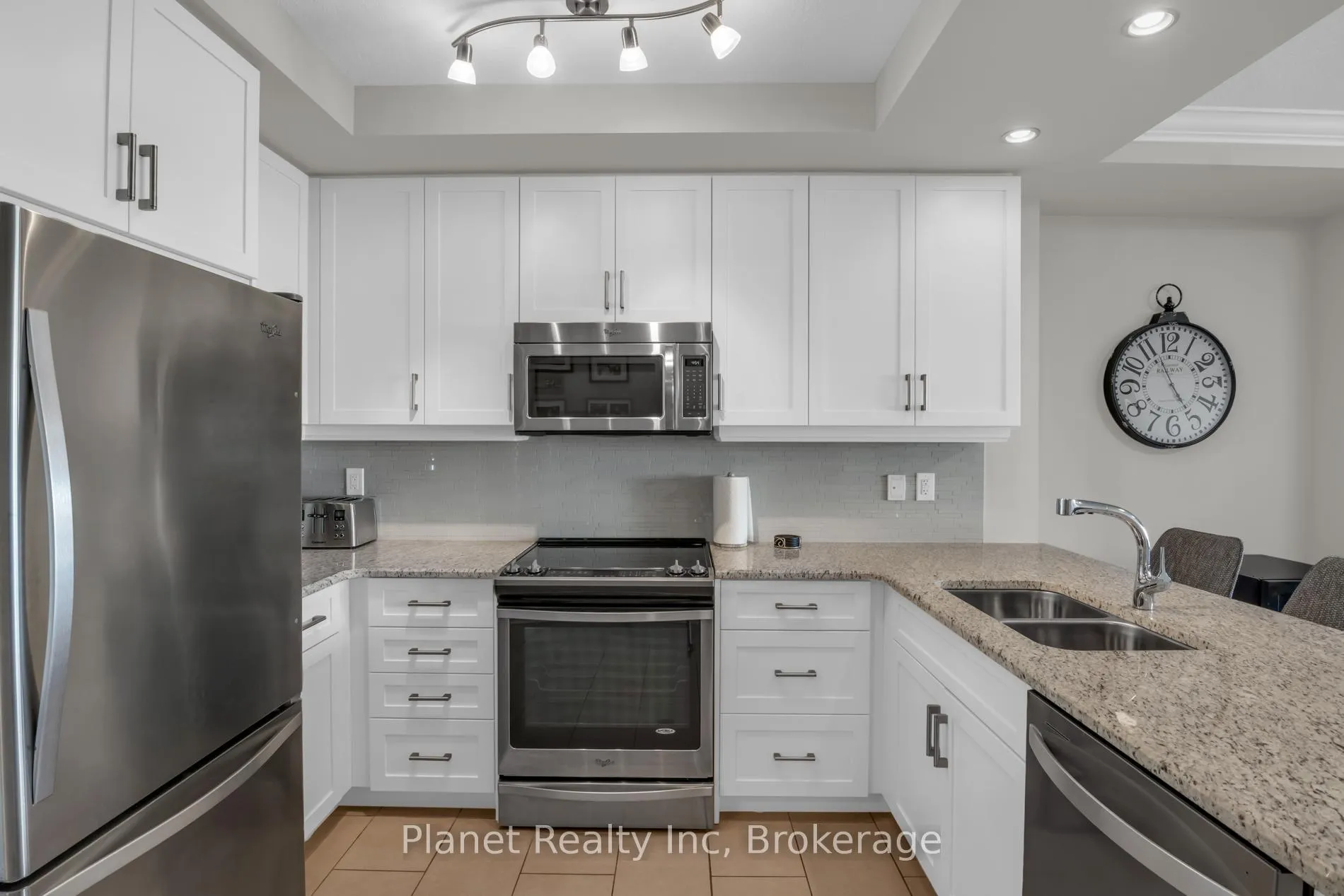 Photo 12 of Unit 409, 150 Wellington Street E, Guelph, Downtown — HOMEH