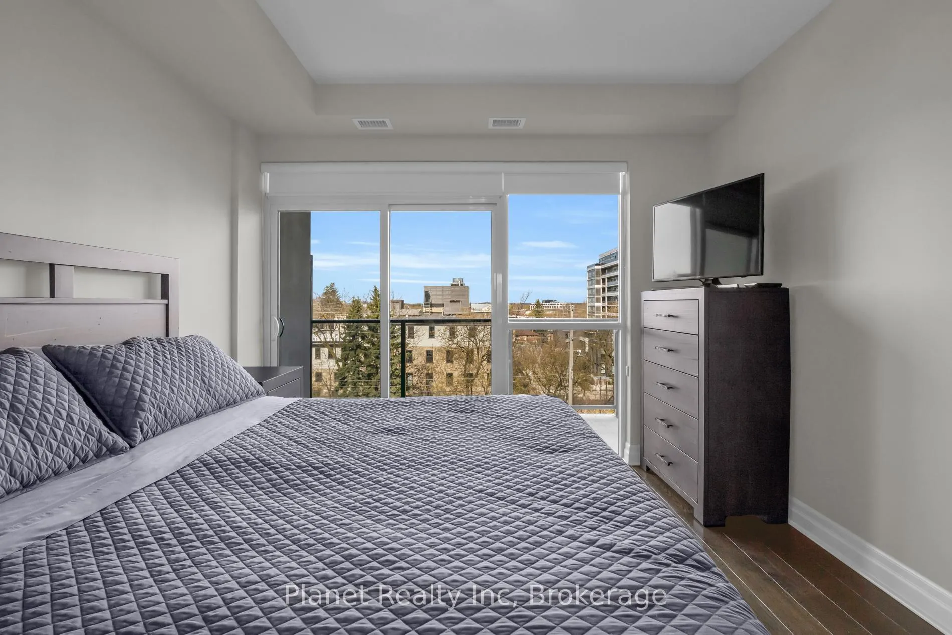 Photo 19 of Unit 409, 150 Wellington Street E, Guelph, Downtown — HOMEH