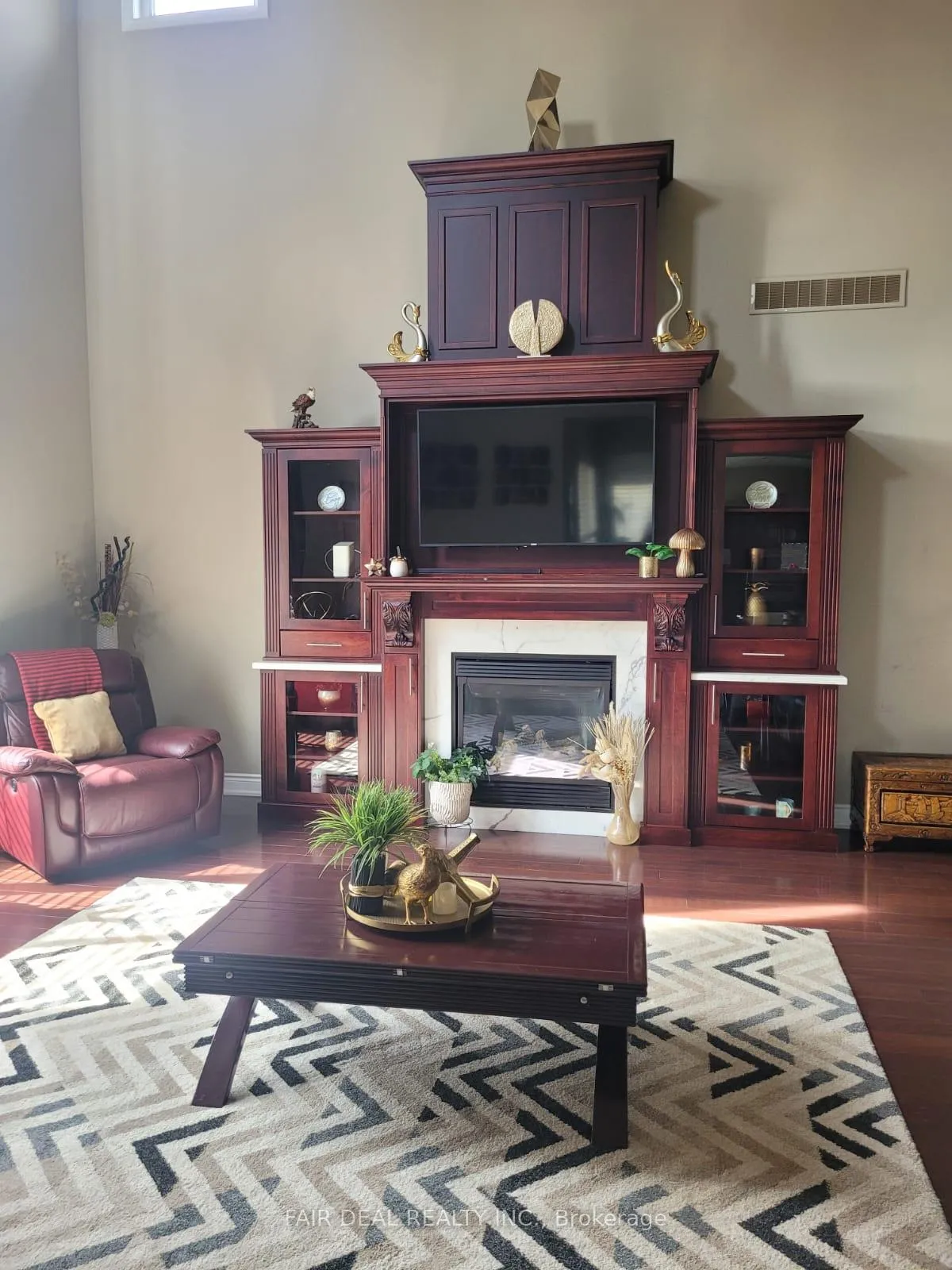 Photo 8 of 258 Joseph Schoerg Crescent, Kitchener, Pioneer Tower West — HOMEH