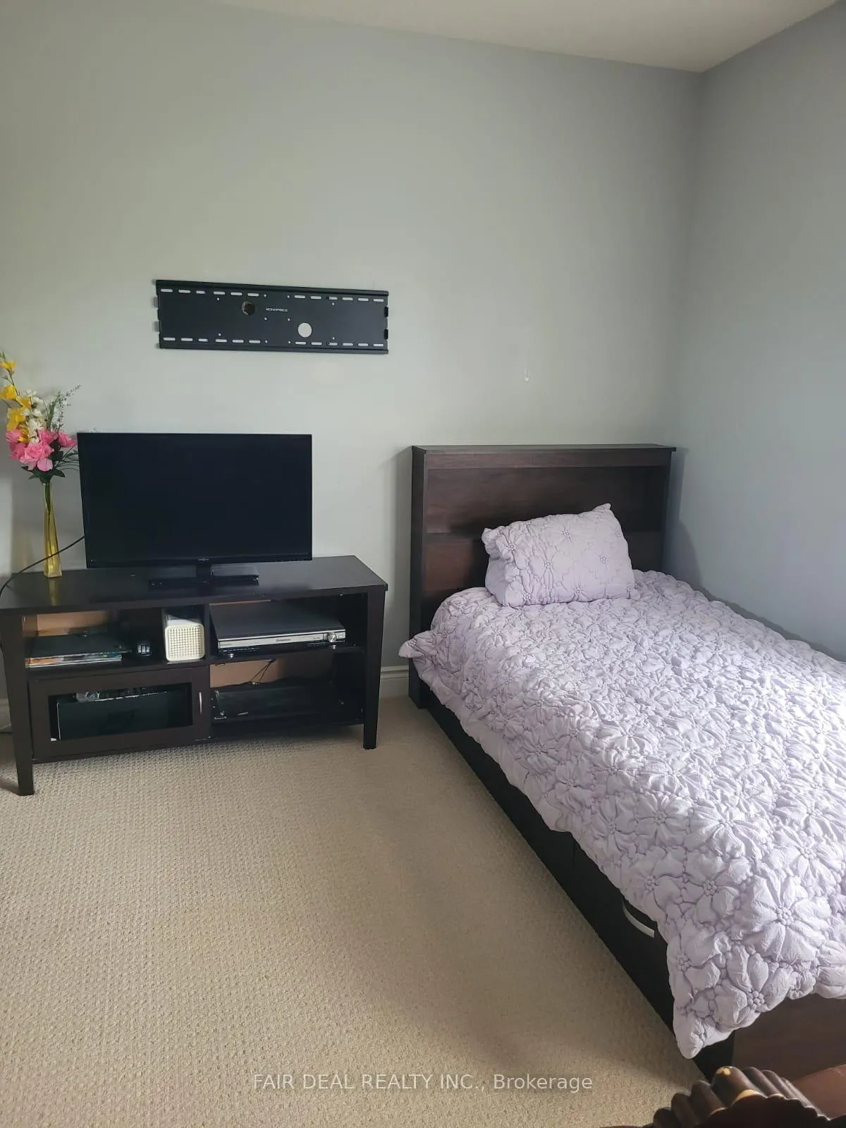 Photo 27 of 258 Joseph Schoerg Crescent, Kitchener, Pioneer Tower West — HOMEH
