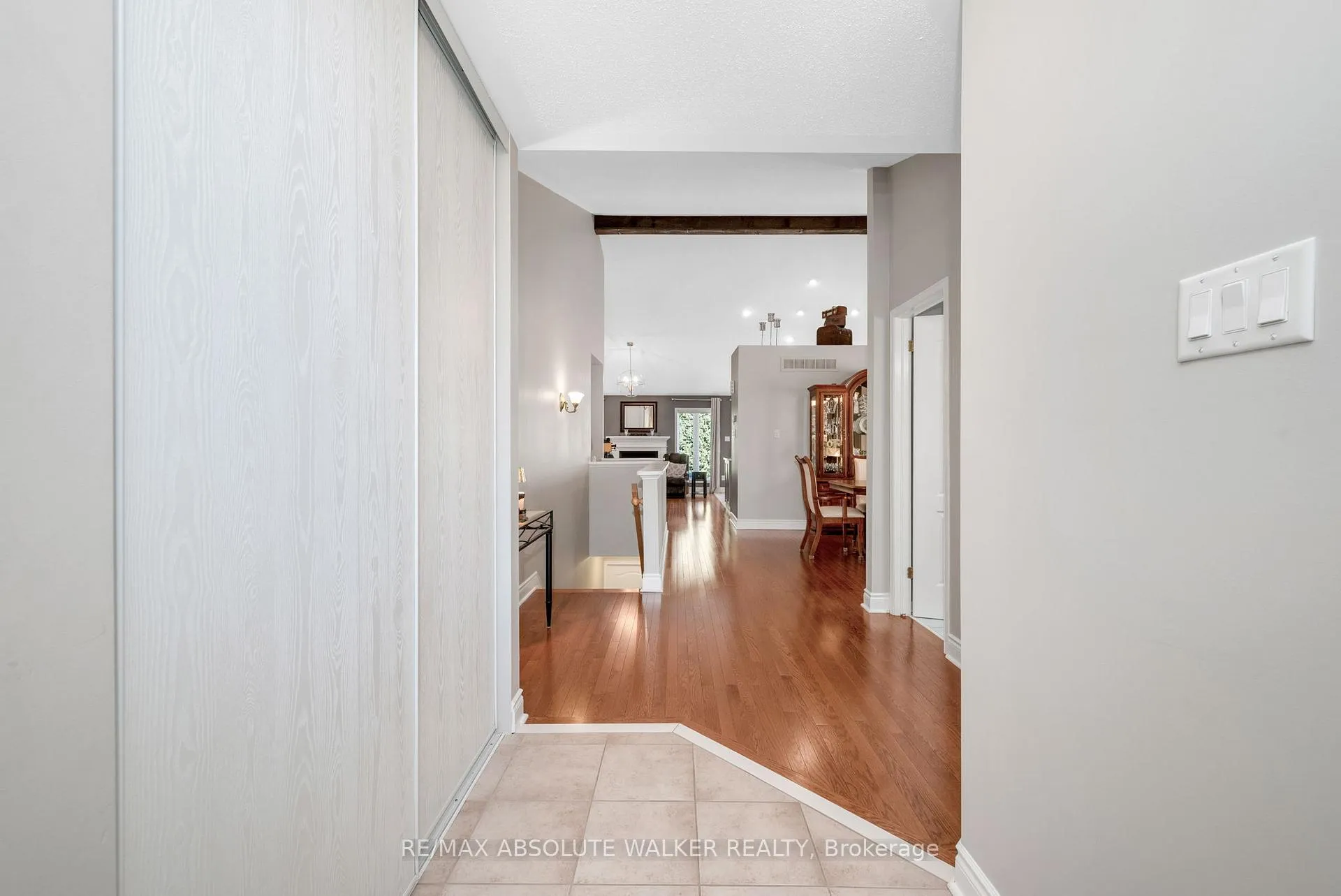 Photo 4 of 2109 Ricardo Street, Ottawa, Avalon East — HOMEH