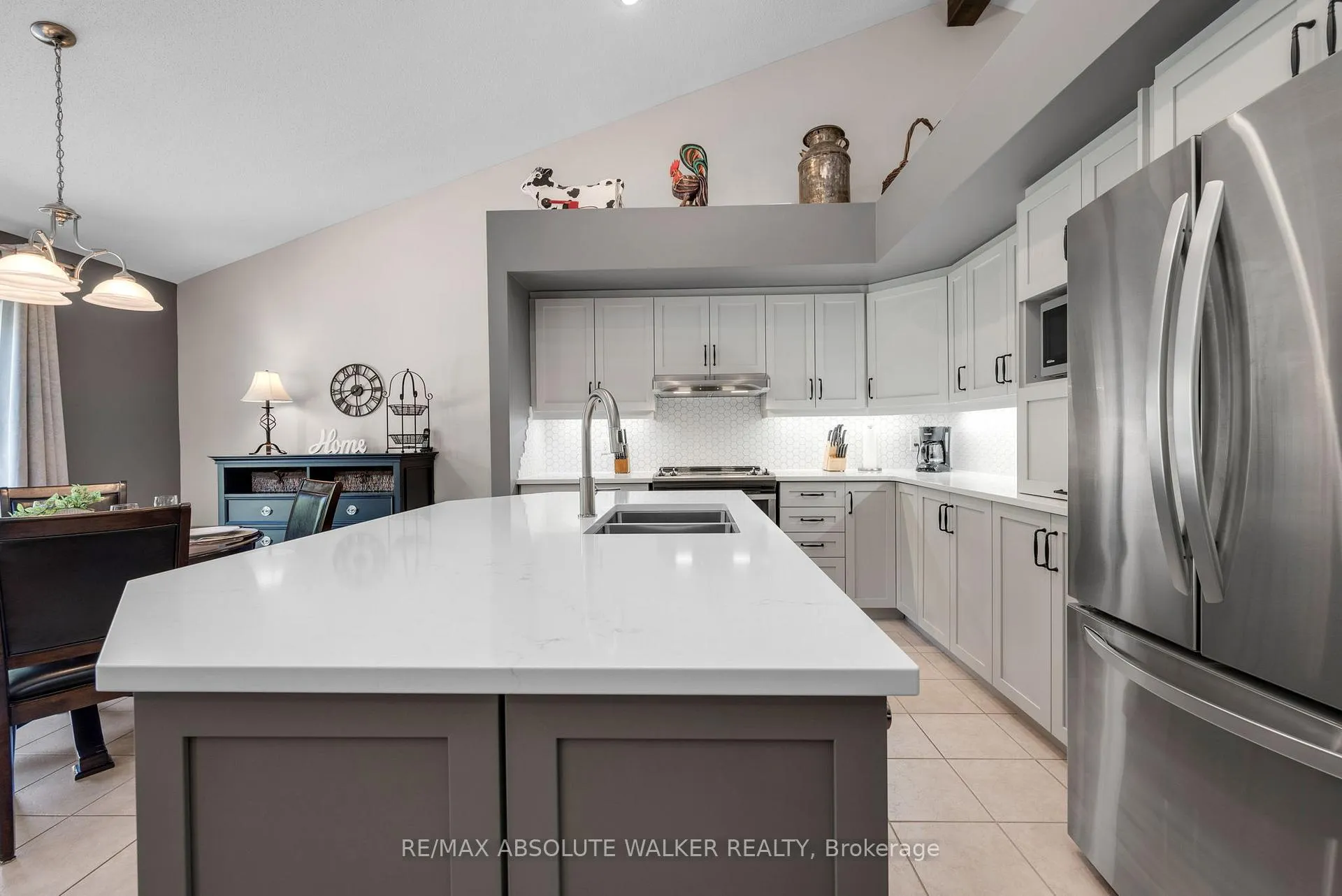 Photo 12 of 2109 Ricardo Street, Ottawa, Avalon East — HOMEH