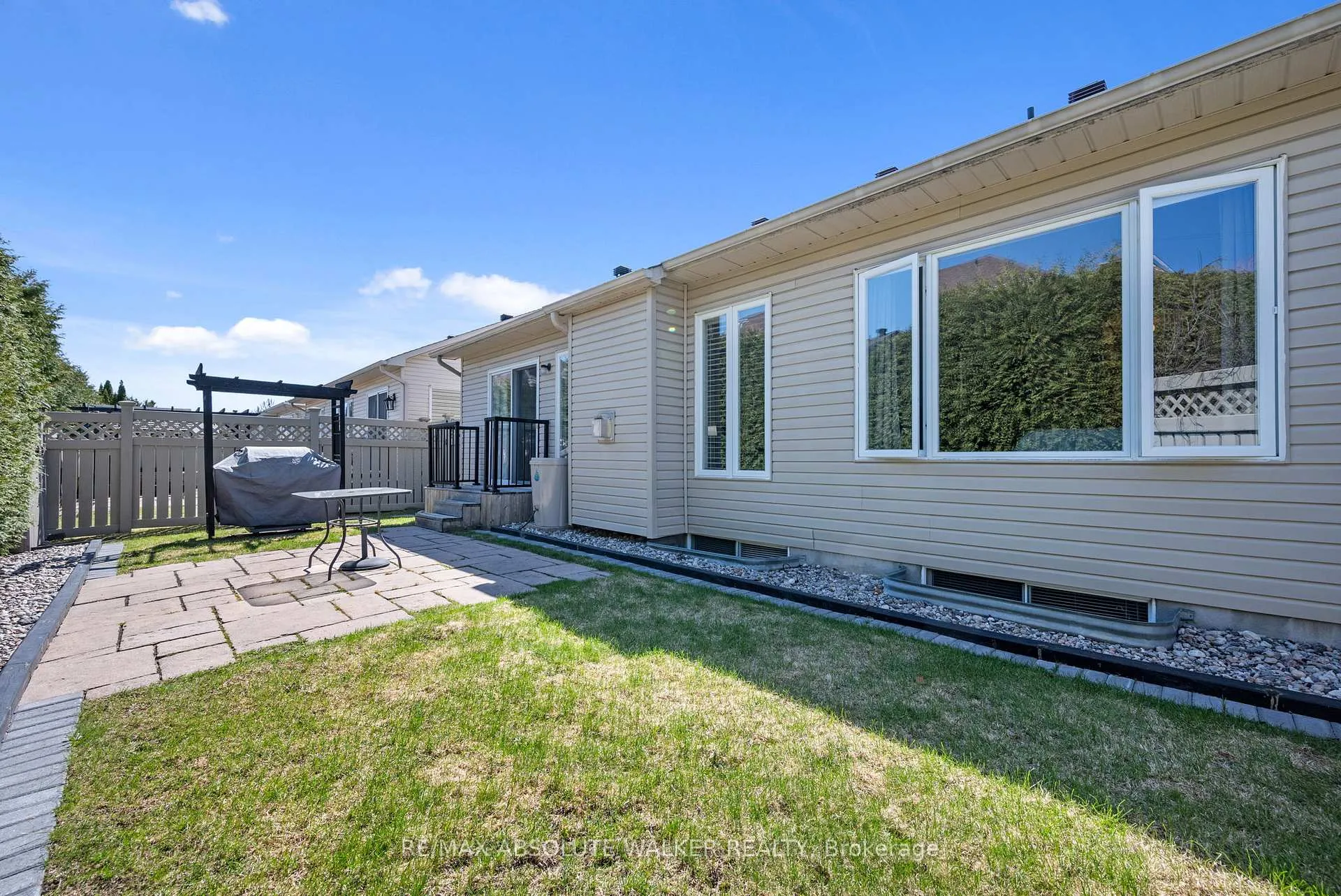 Photo 37 of 2109 Ricardo Street, Ottawa, Avalon East — HOMEH