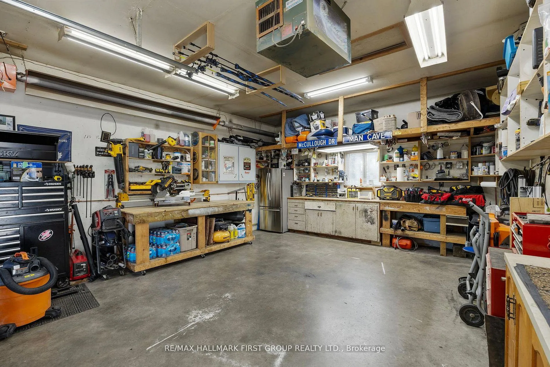 Photo 35 of 924 McCullough Drive, Whitby, Downtown Whitby — HOMEH