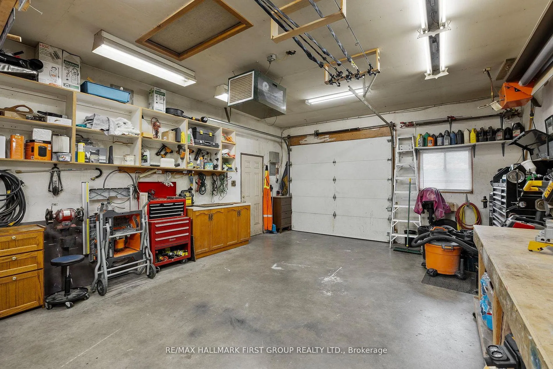 Photo 36 of 924 McCullough Drive, Whitby, Downtown Whitby — HOMEH