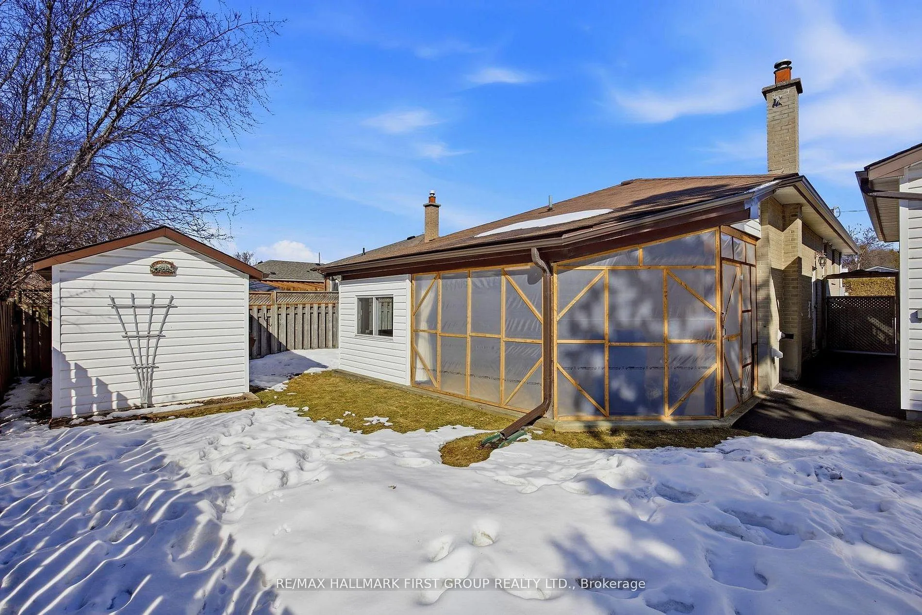 Photo 37 of 924 McCullough Drive, Whitby, Downtown Whitby — HOMEH