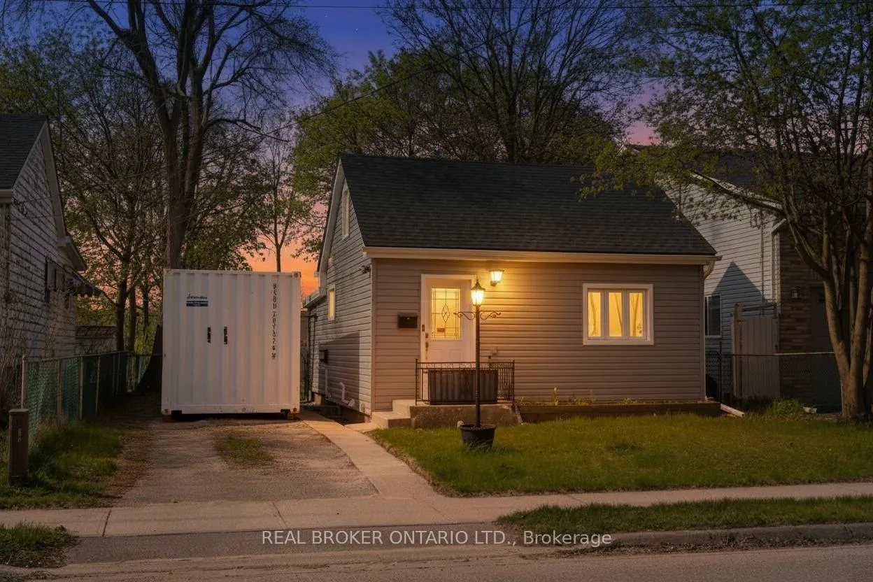 Photo 1 of 75 Dublin Street, Brantford — HOMEH