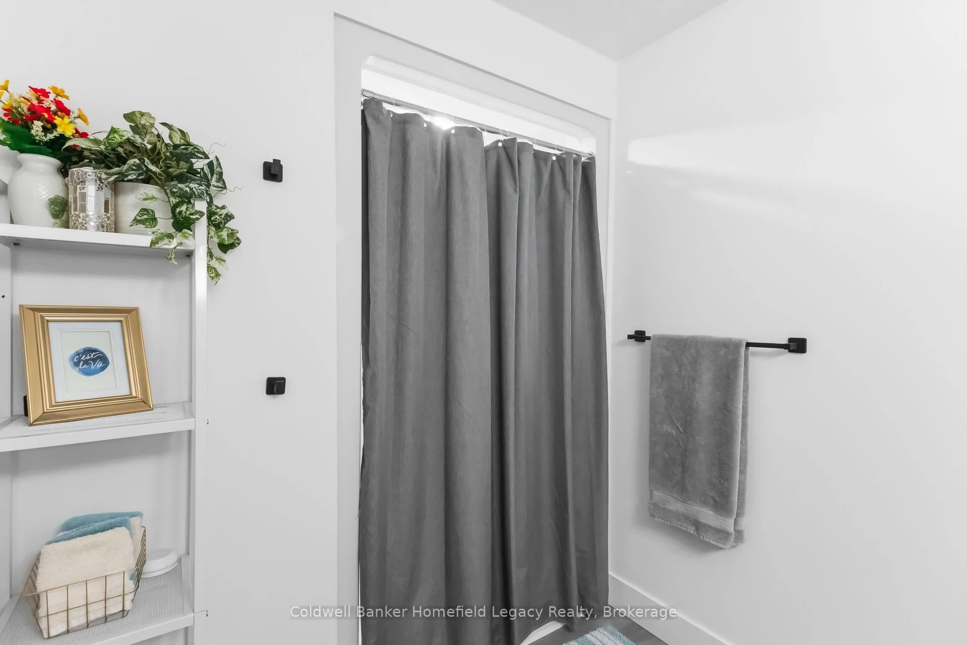 Photo 38 of 133 Egan Avenue, St. Marys — HOMEH