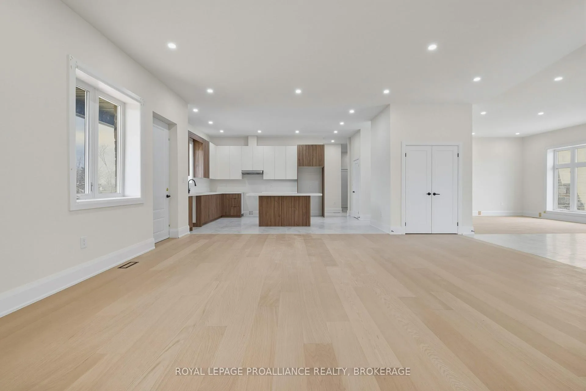 Photo 9 of 138 Hineman Street, Kingston, City North of 401 — HOMEH