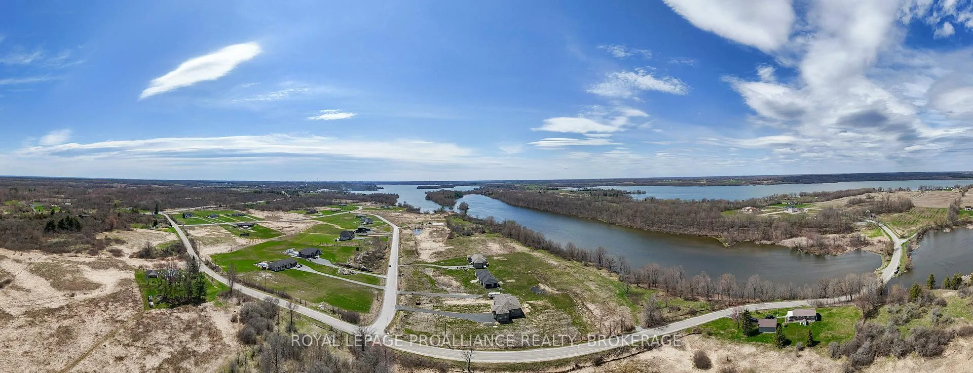 Photo 43 of 138 Hineman Street, Kingston, City North of 401 — HOMEH