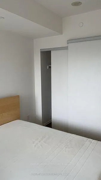Photo 7 of Unit 1104, 1 Bloor Street E, Toronto, Church-Yonge Corridor — HOMEH
