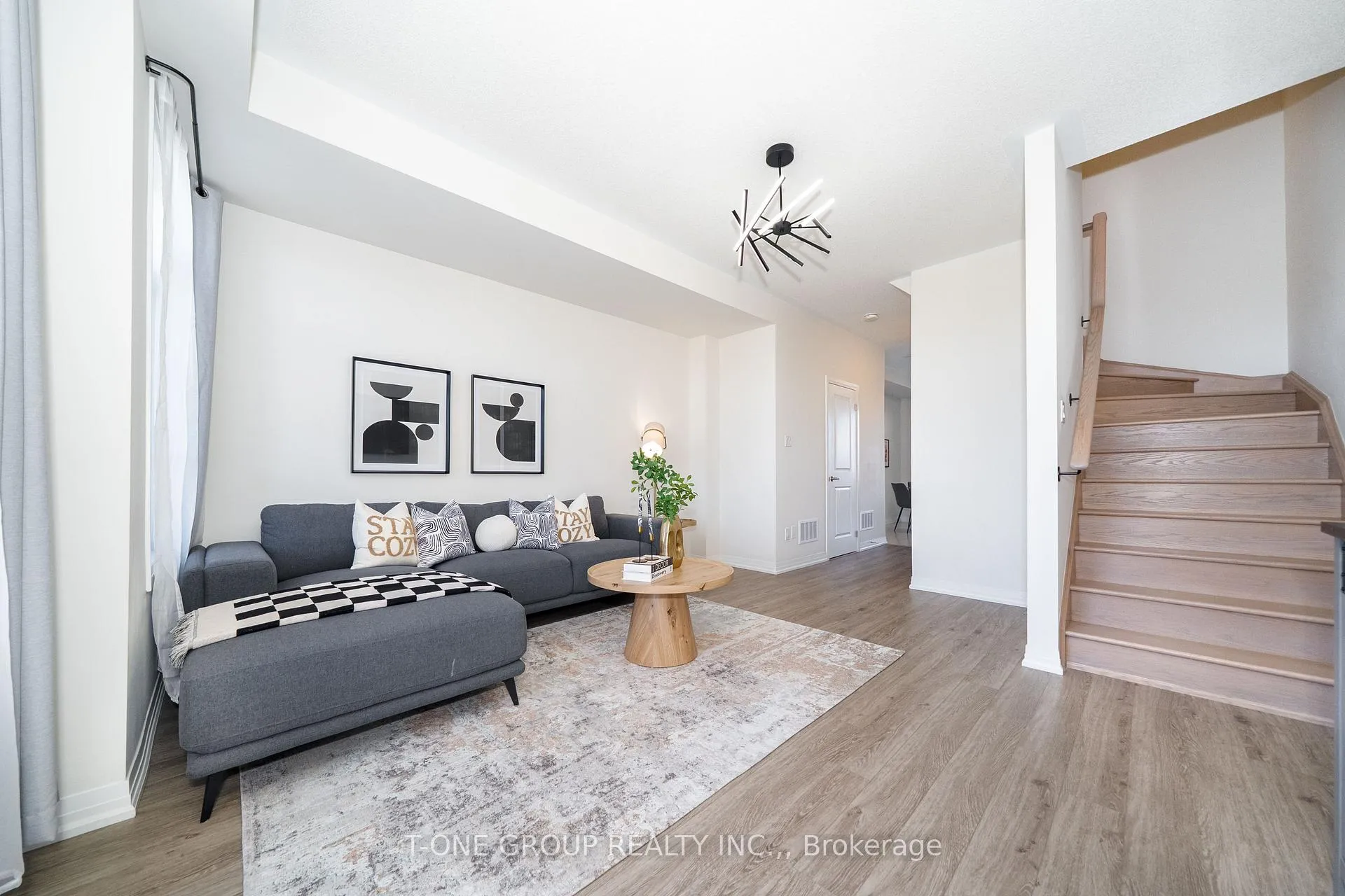 Photo 20 of 9 Carneros Way, Markham, Cedar Grove — HOMEH