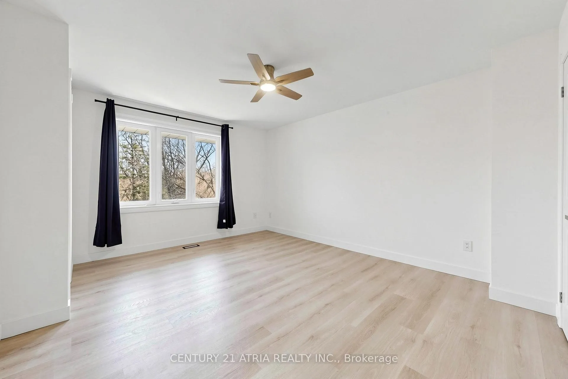 Photo 20 of 7 Anderson Place, Aurora, Aurora Highlands — HOMEH