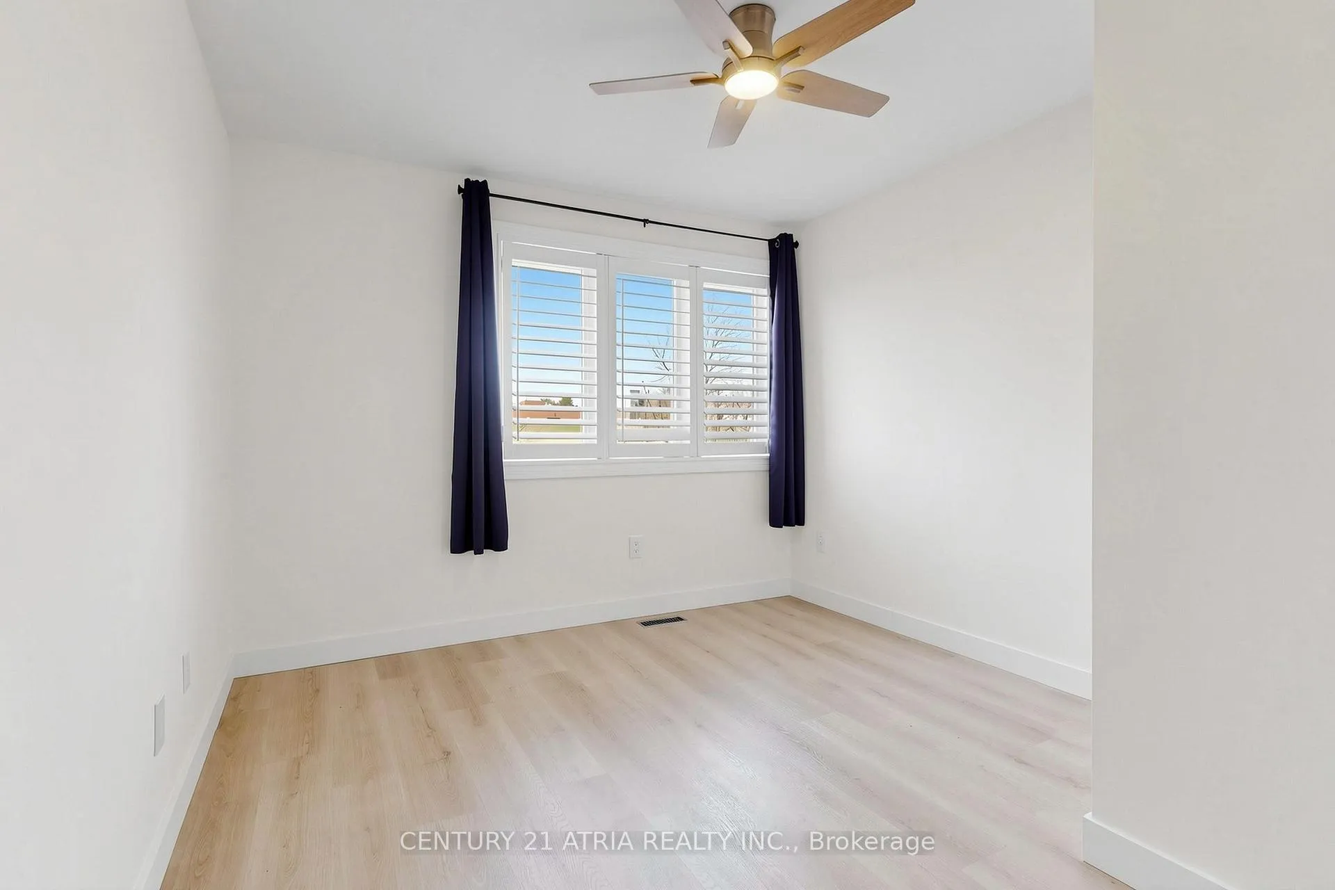 Photo 29 of 7 Anderson Place, Aurora, Aurora Highlands — HOMEH