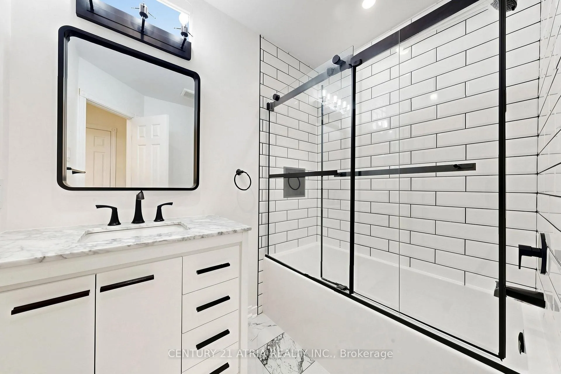 Photo 33 of 7 Anderson Place, Aurora, Aurora Highlands — HOMEH