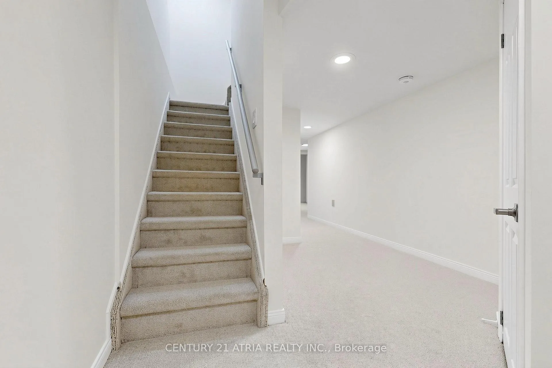 Photo 36 of 7 Anderson Place, Aurora, Aurora Highlands — HOMEH