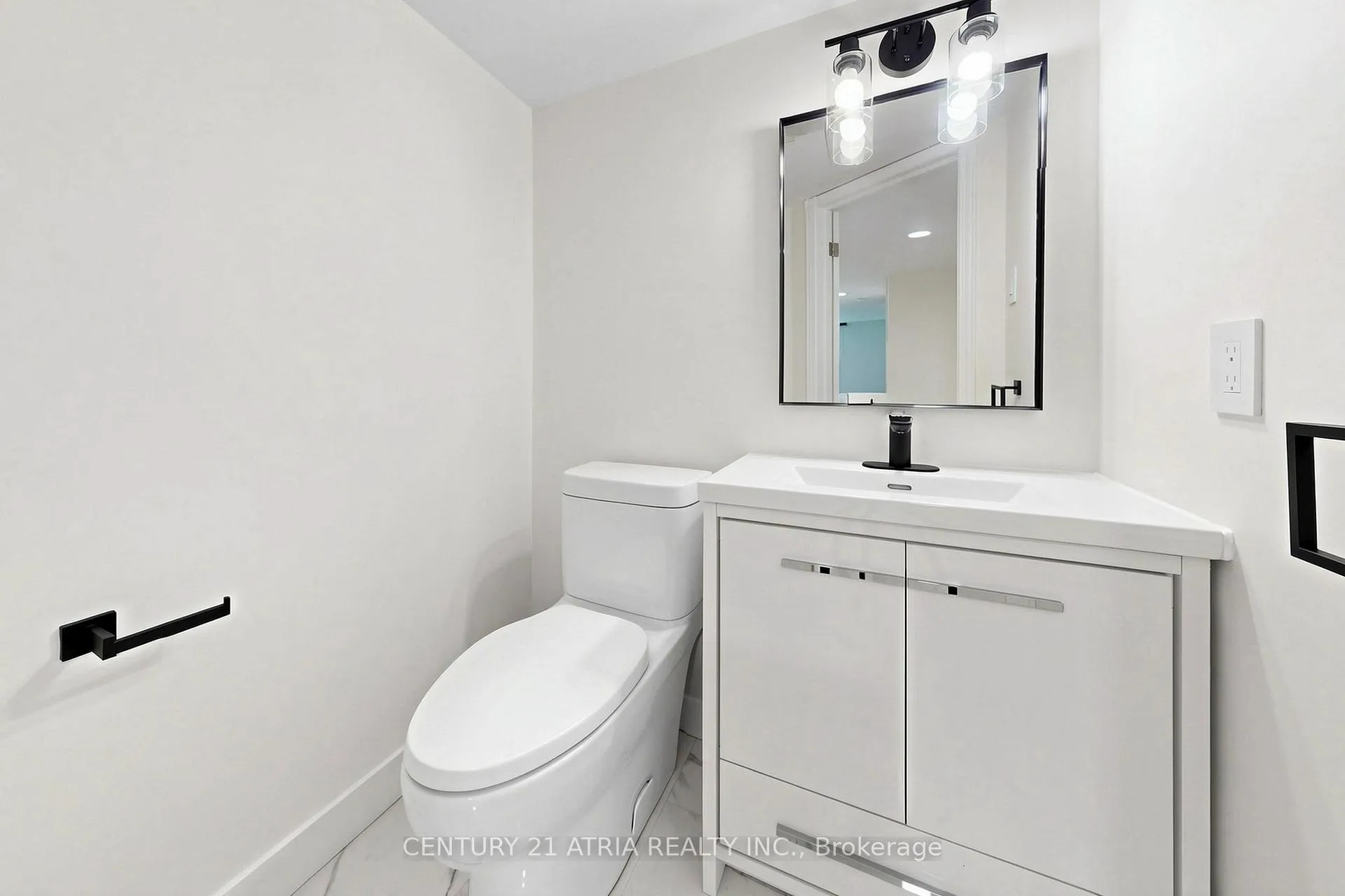 Photo 41 of 7 Anderson Place, Aurora, Aurora Highlands — HOMEH