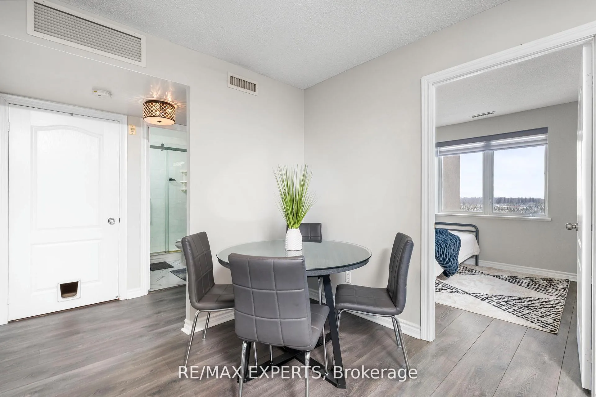 Photo 23 of Unit 406, 10 Dayspring Circle, Brampton, Goreway Drive Corridor — HOMEH