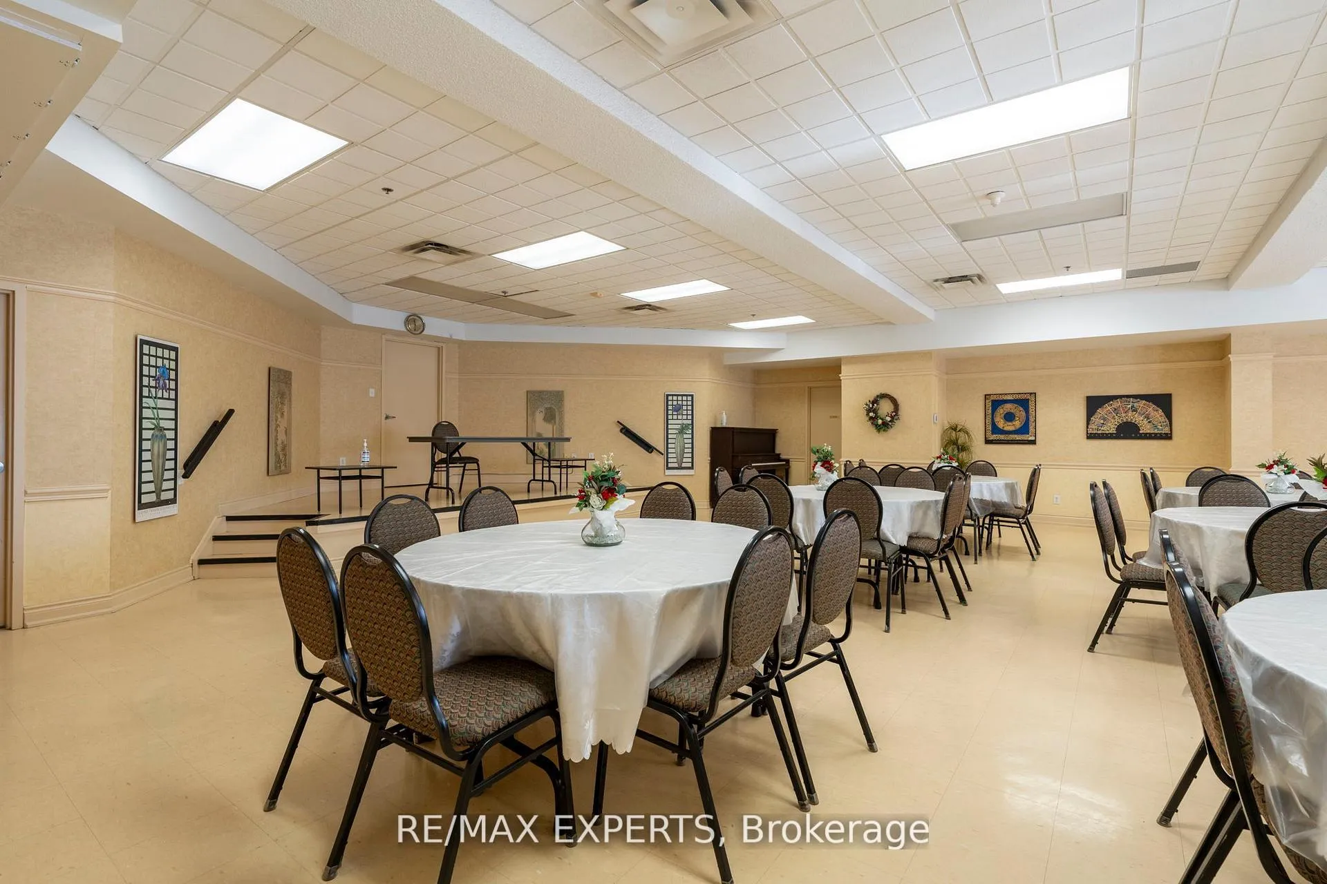 Photo 37 of Unit 406, 10 Dayspring Circle, Brampton, Goreway Drive Corridor — HOMEH