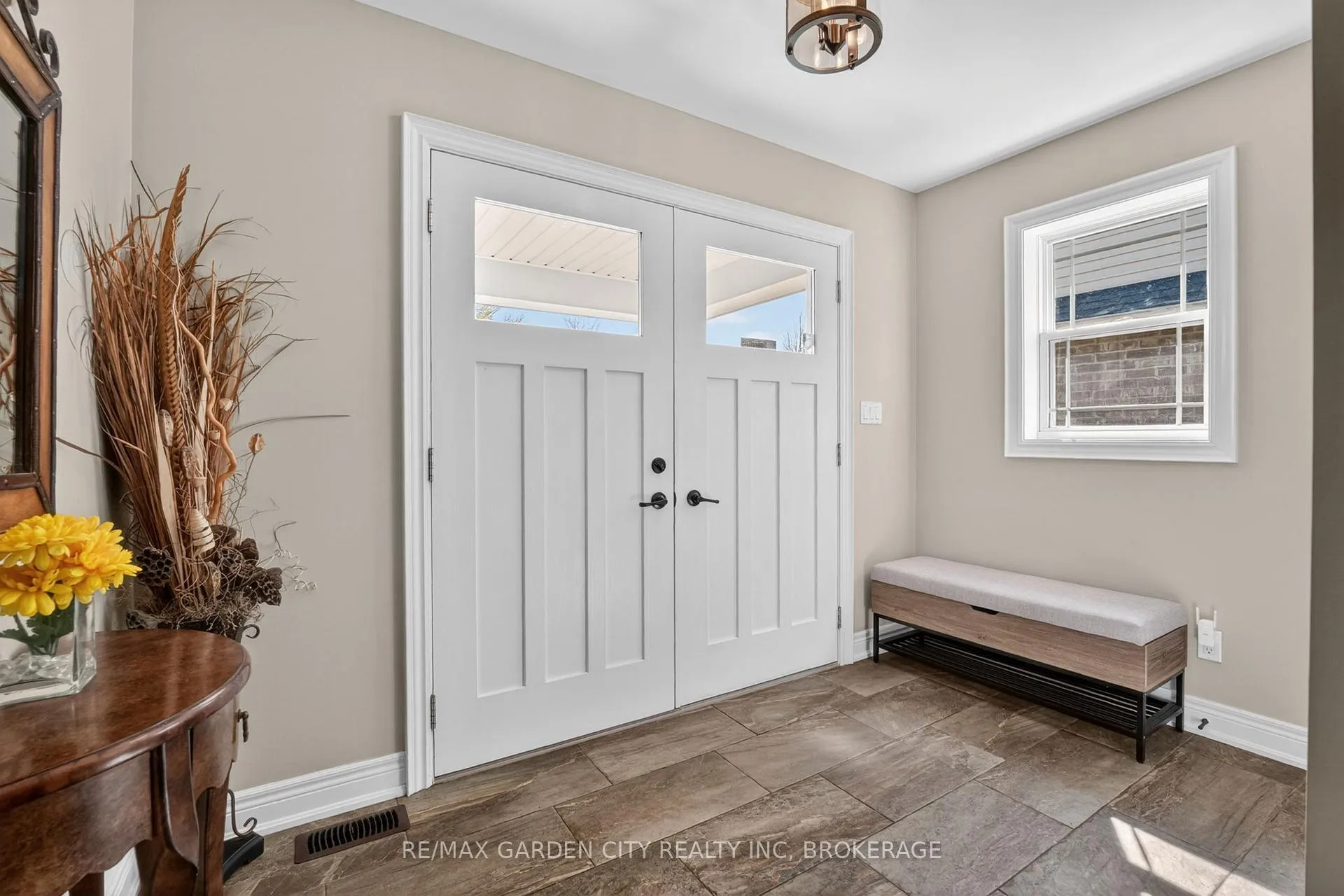 Photo 5 of 472 Gaiser Road, Welland, Coyle Creek — HOMEH