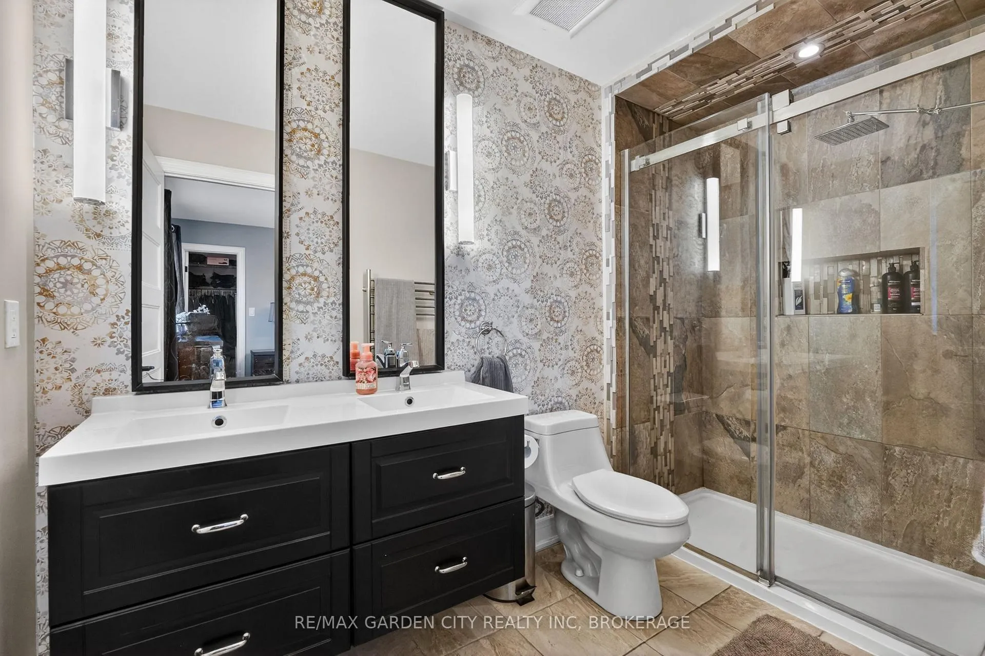 Photo 11 of 472 Gaiser Road, Welland, Coyle Creek — HOMEH