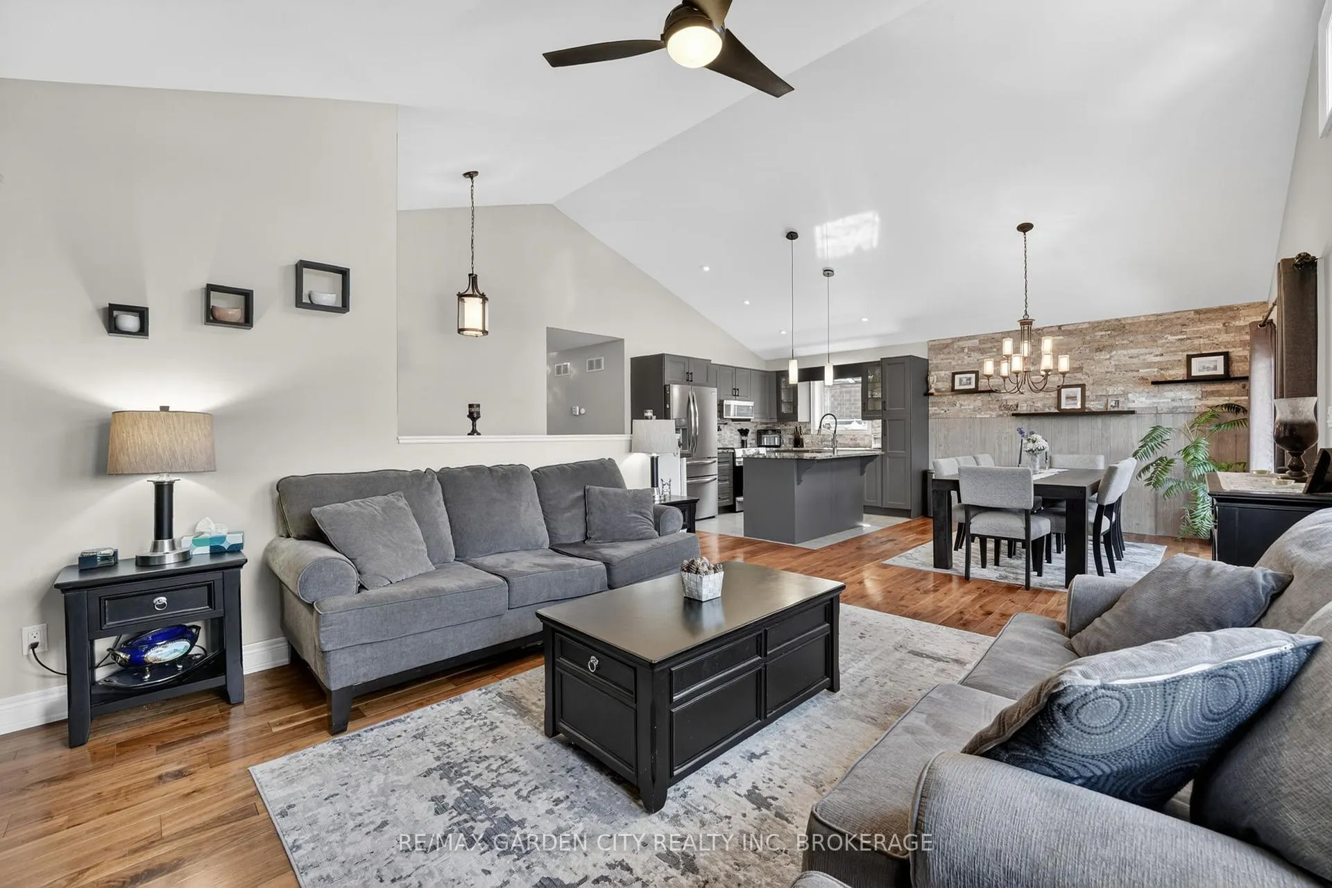 Photo 26 of 472 Gaiser Road, Welland, Coyle Creek — HOMEH