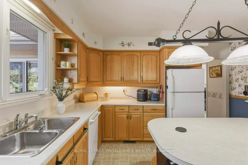 Photo 18 of 5320 Maple Street, Edwardsburgh/Cardinal, Town of Cardinal — HOMEH