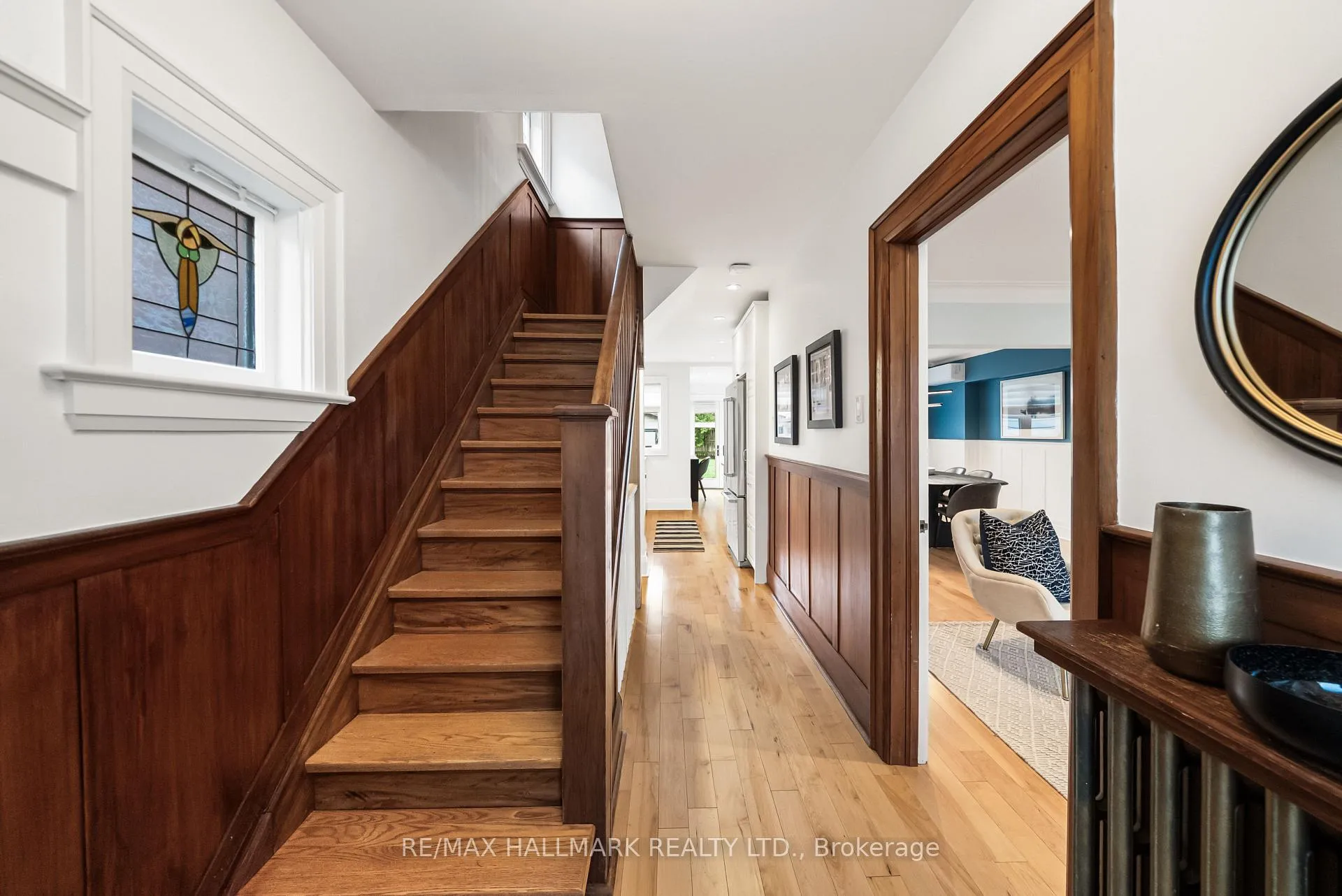 Photo 3 of 24 Ronan Avenue, Toronto, Lawrence Park North — HOMEH