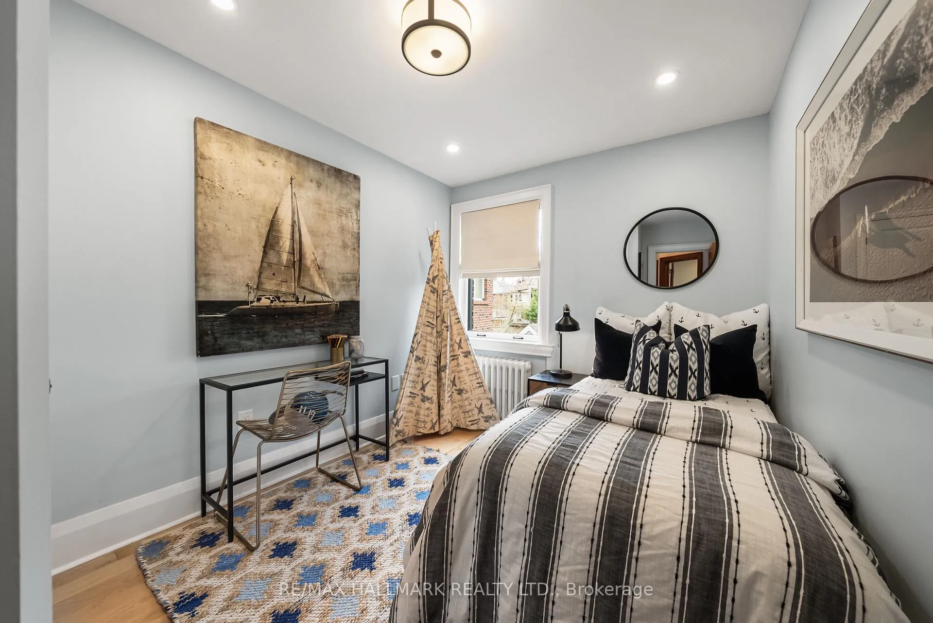 Photo 25 of 24 Ronan Avenue, Toronto, Lawrence Park North — HOMEH