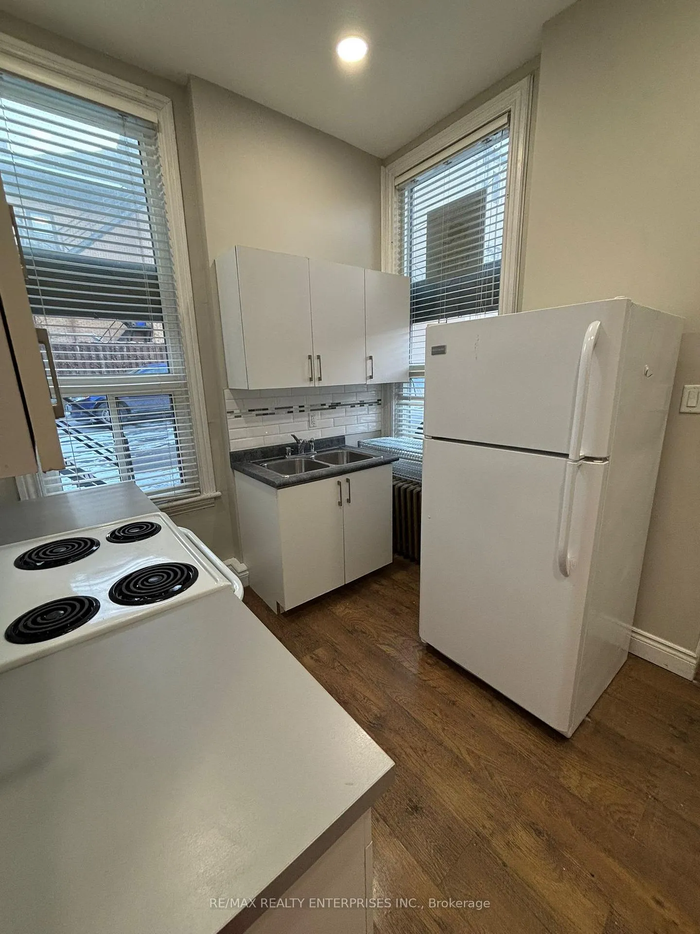Photo 5 of Unit 2A, 156 James Street S, Hamilton, Durand — HOMEH