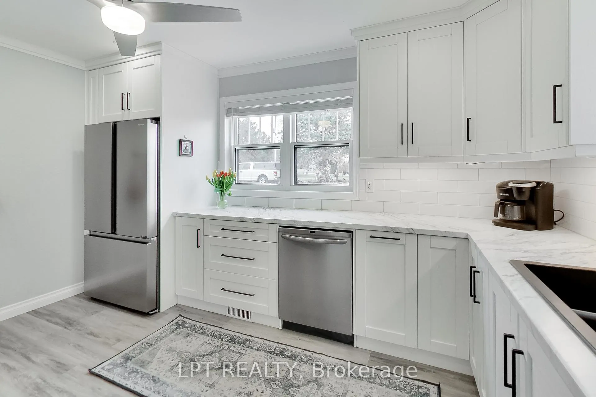 Photo 7 of 33 Ridge Road W, Oro-Medonte, Rural Oro-Medonte — HOMEH