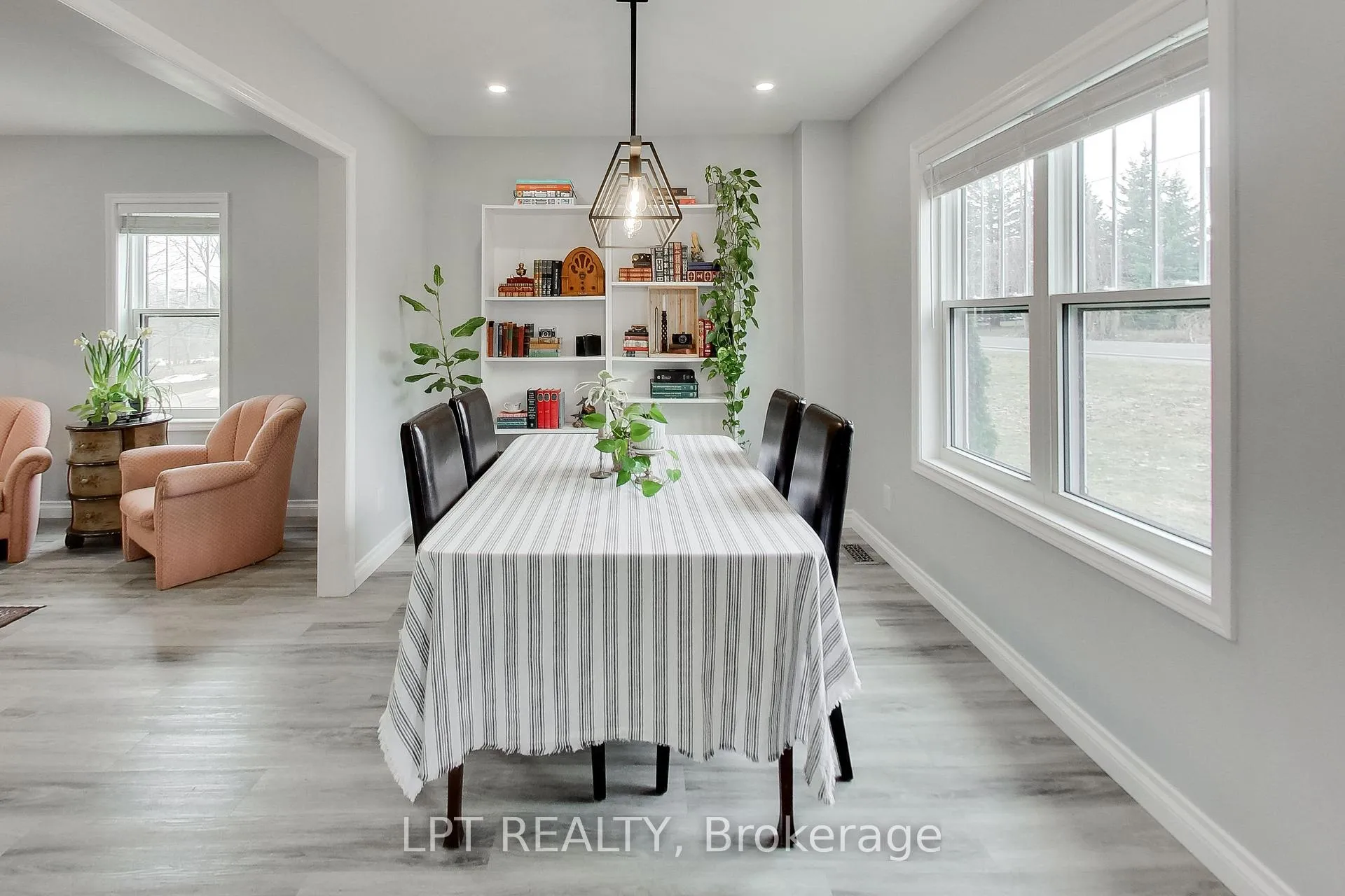 Photo 11 of 33 Ridge Road W, Oro-Medonte, Rural Oro-Medonte — HOMEH