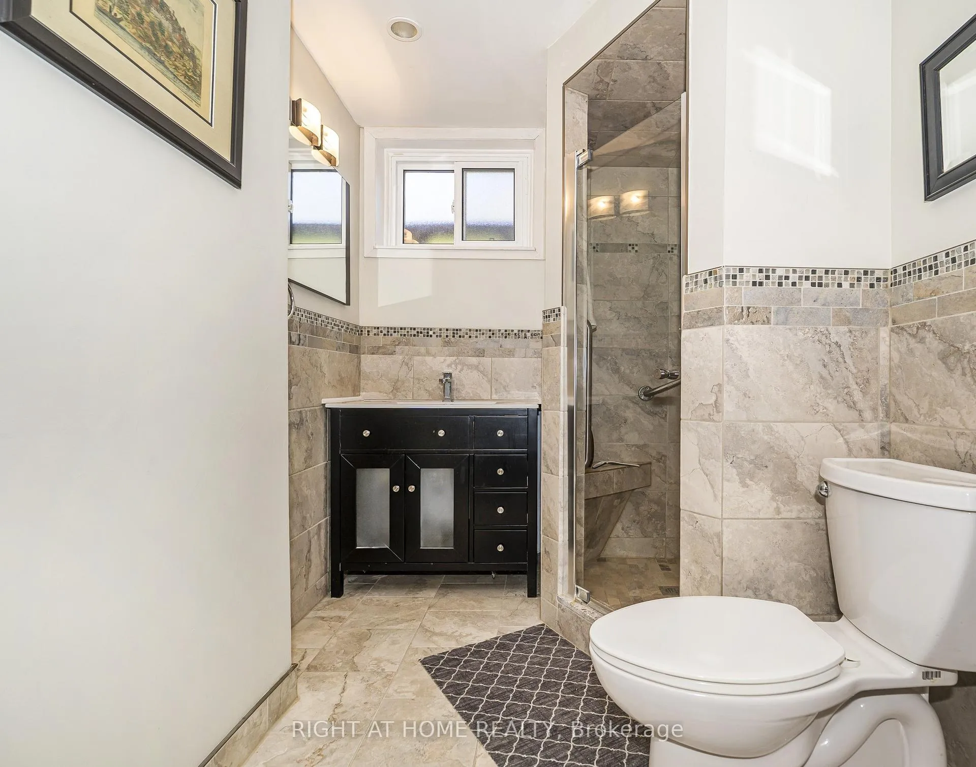 Photo 36 of 8 Mira Road, Markham, Thornhill — HOMEH