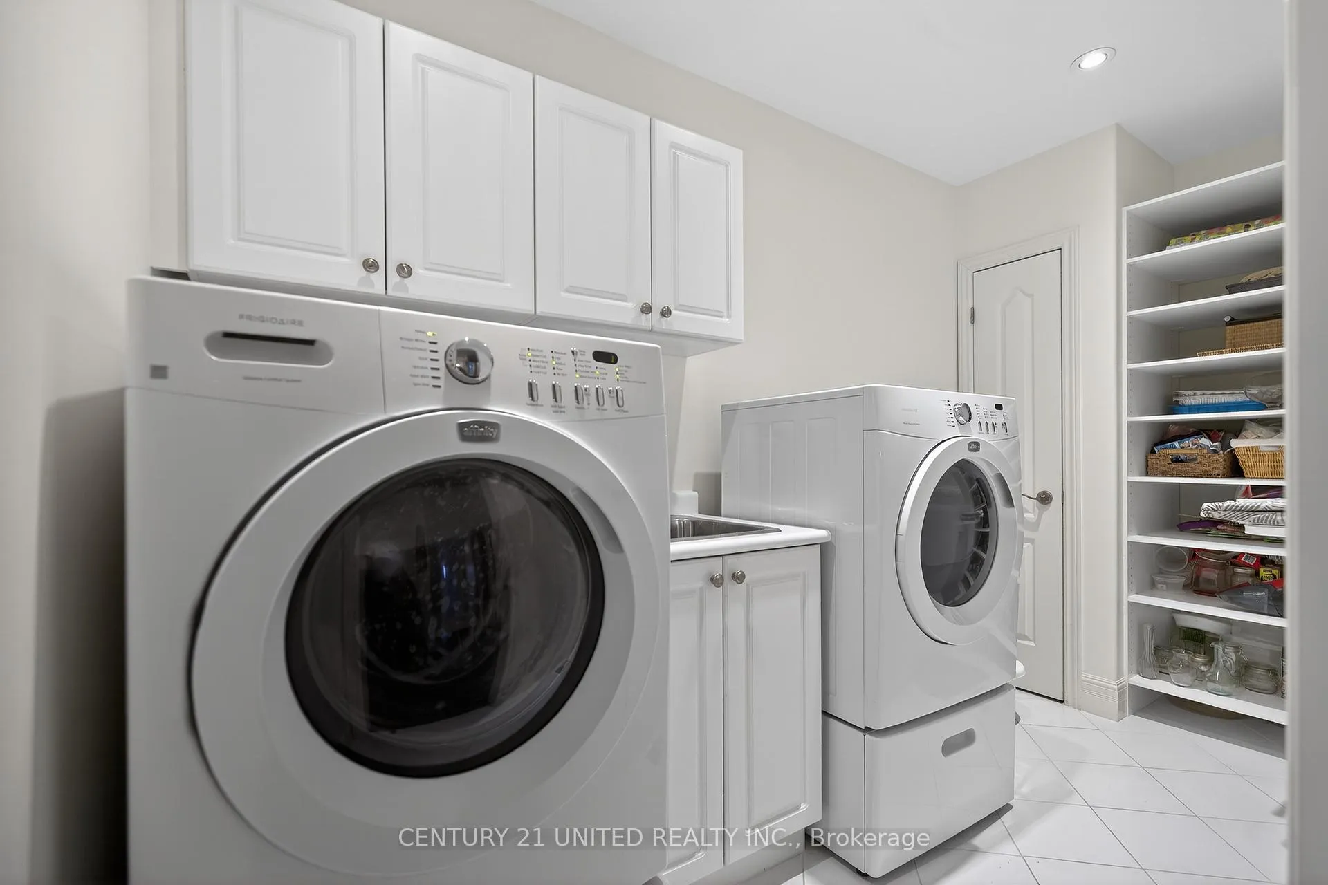 Photo 23 of Unit 86, 91 Village Crescent, Peterborough, Otonabee Ward 1 — HOMEH
