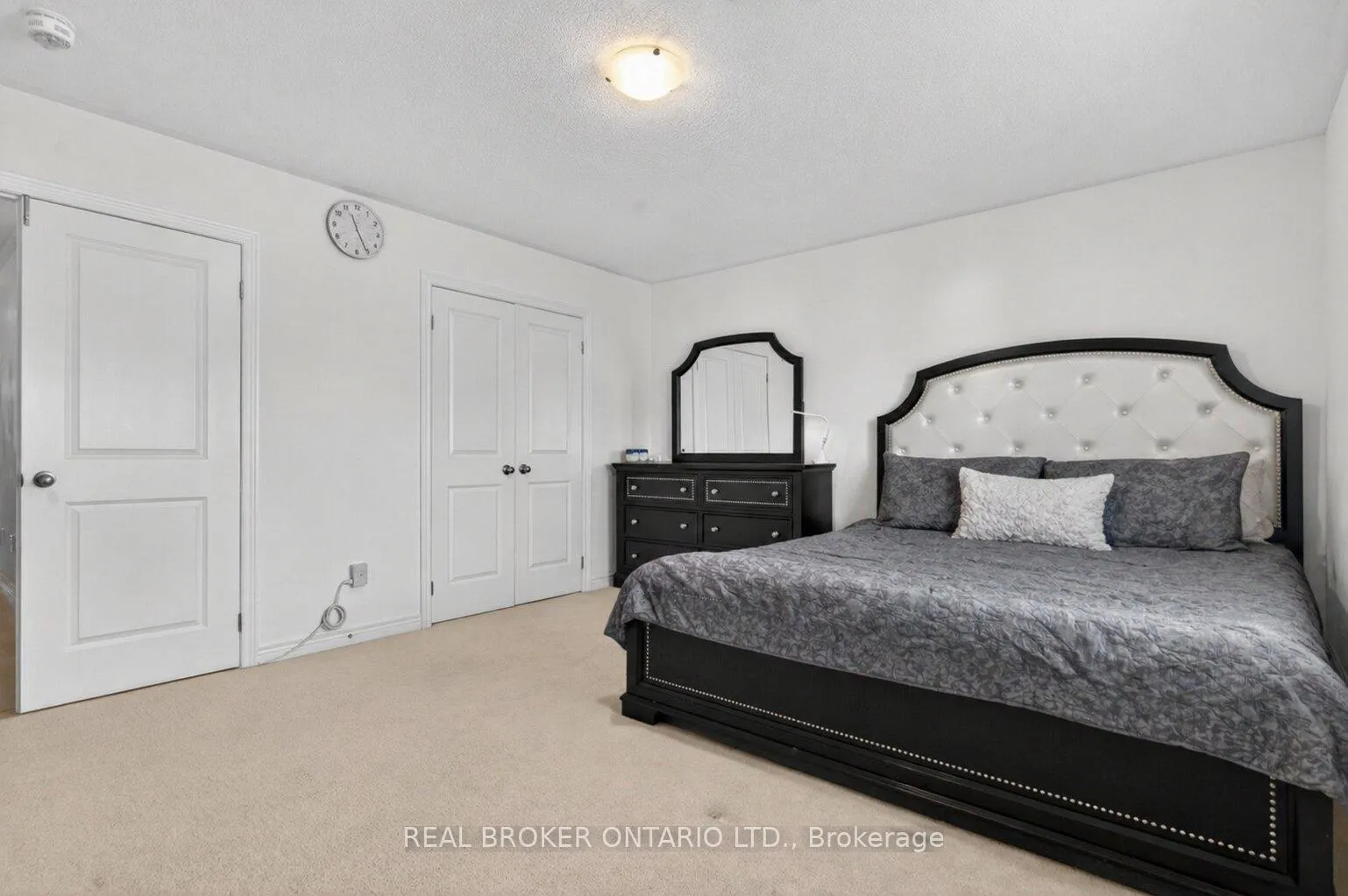 Photo 25 of 27 Fingland Crescent, Hamilton, Waterdown — HOMEH