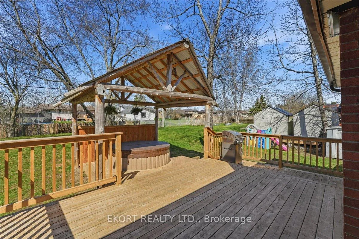 Photo 31 of 141 Jeffrey Drive, Quinte West, Sidney Ward — HOMEH