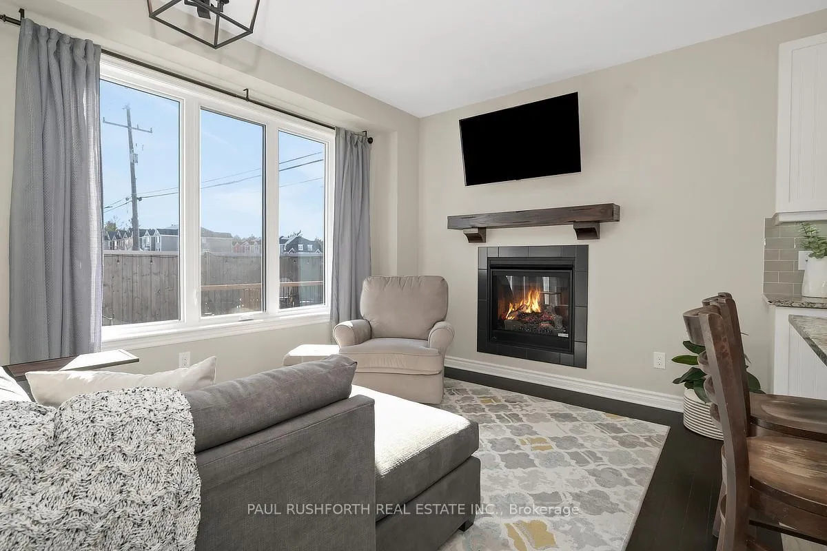 Photo 18 of 10 Cento Way, Ottawa, Stittsville (North) — HOMEH