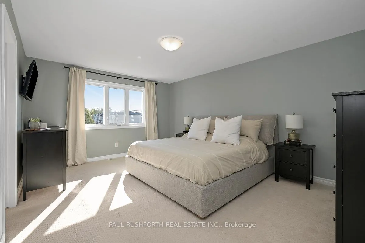 Photo 24 of 10 Cento Way, Ottawa, Stittsville (North) — HOMEH