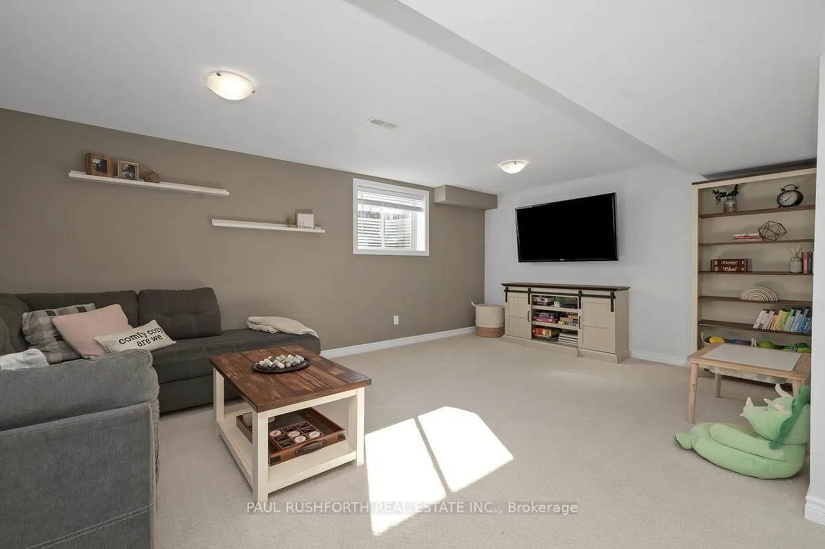 Photo 35 of 10 Cento Way, Ottawa, Stittsville (North) — HOMEH