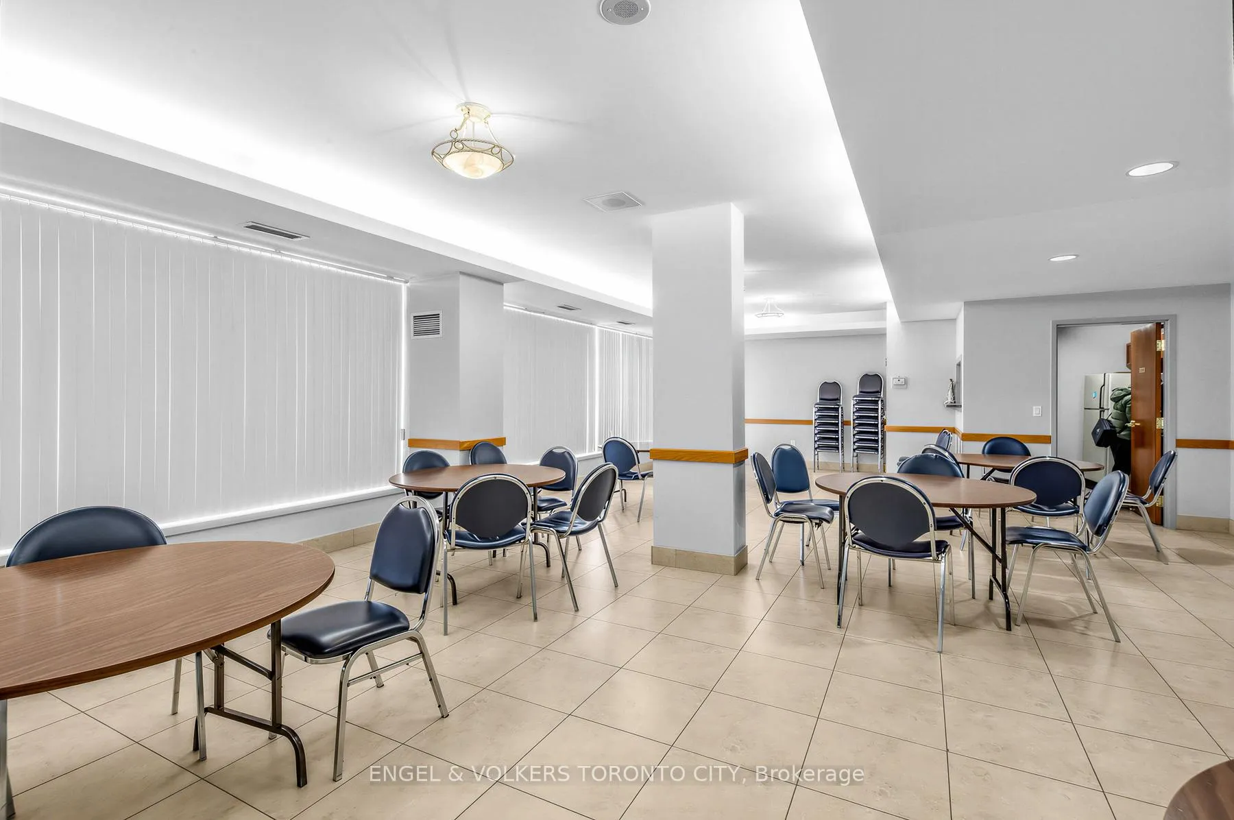 Photo 28 of Unit 105, 2506 Rutherford Road, Vaughan, Maple — HOMEH