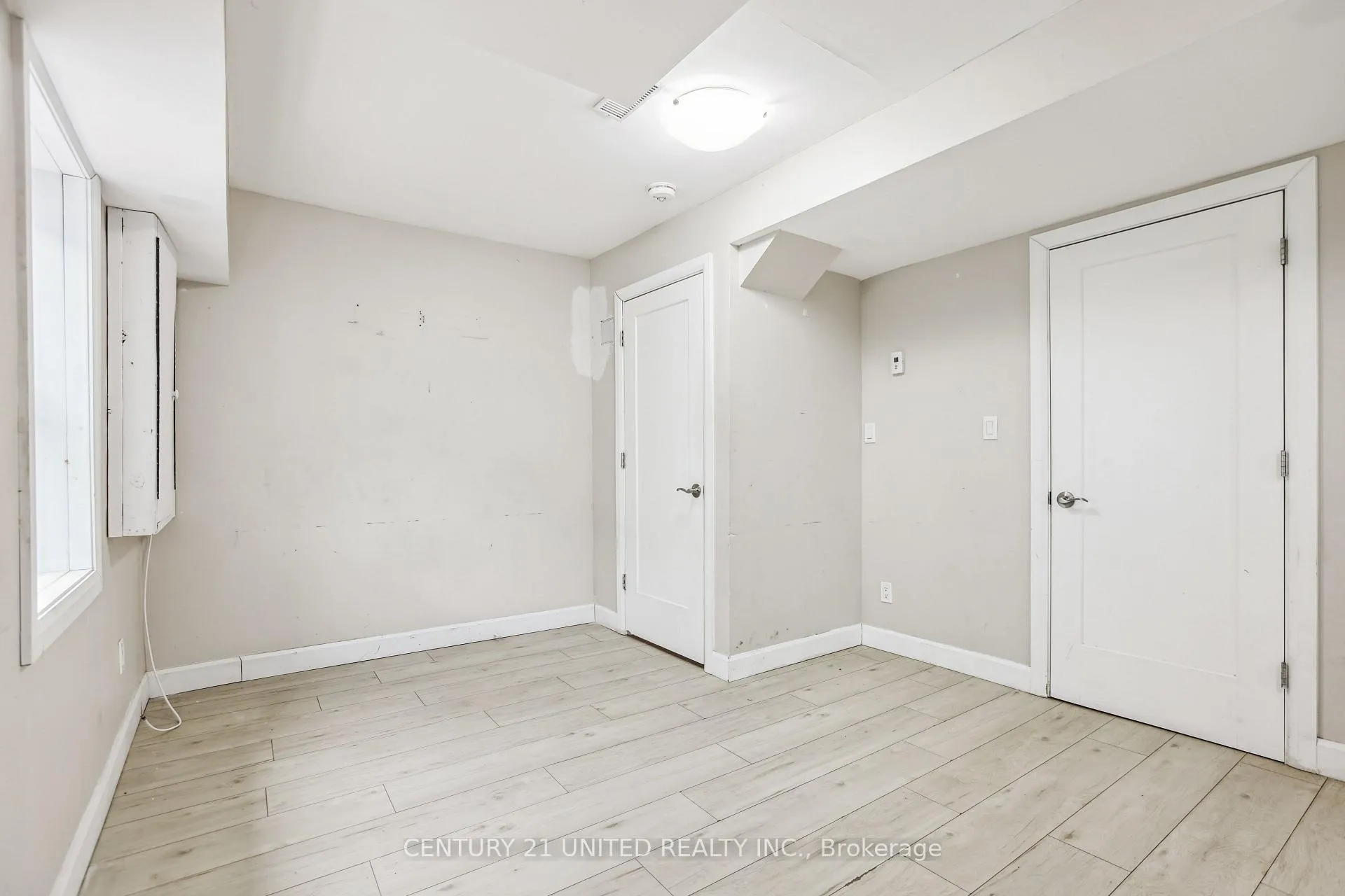 Photo 9 of Unit 2, 19 Bailey Street, St. Catharines, Western Hill — HOMEH