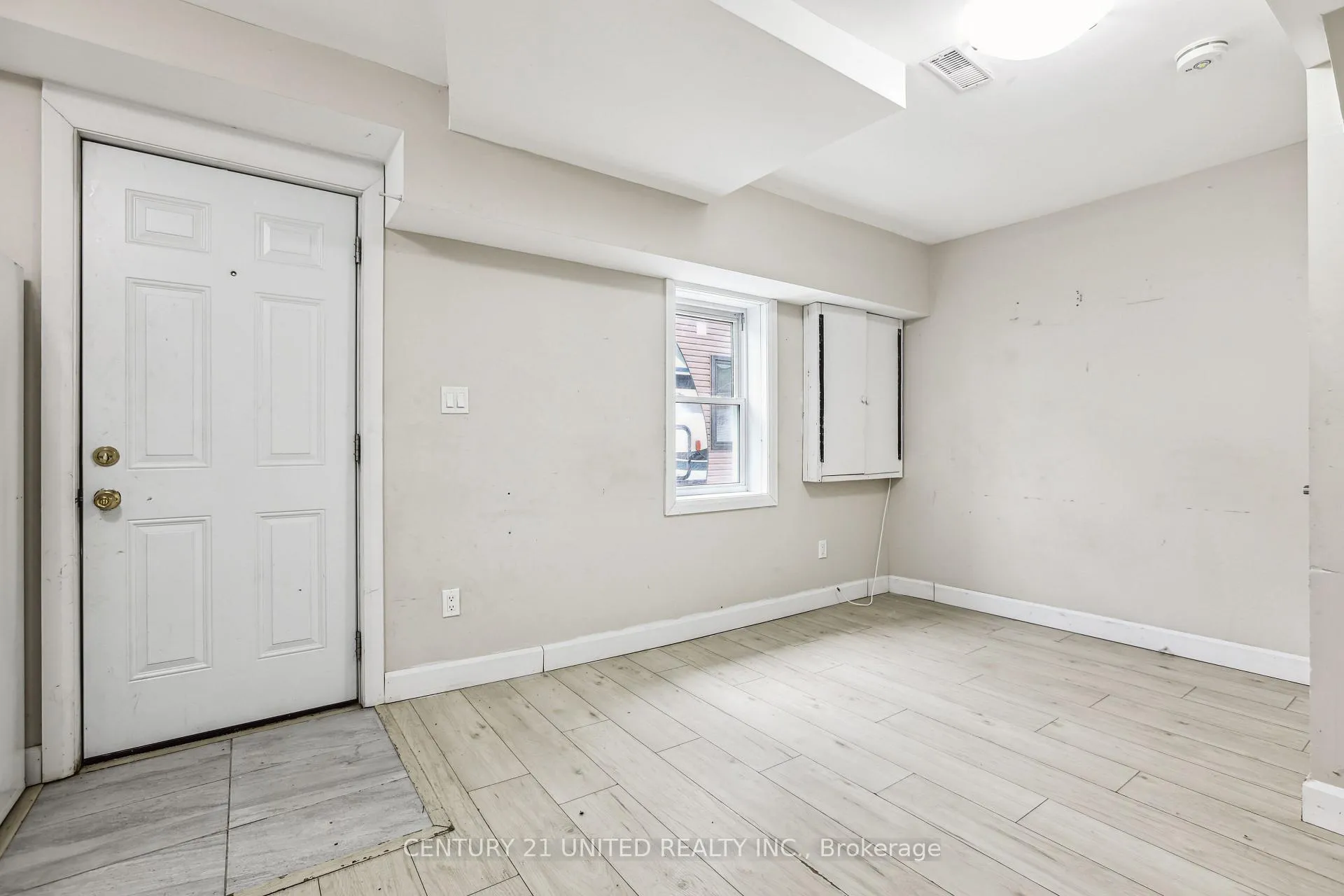 Photo 10 of Unit 2, 19 Bailey Street, St. Catharines, Western Hill — HOMEH