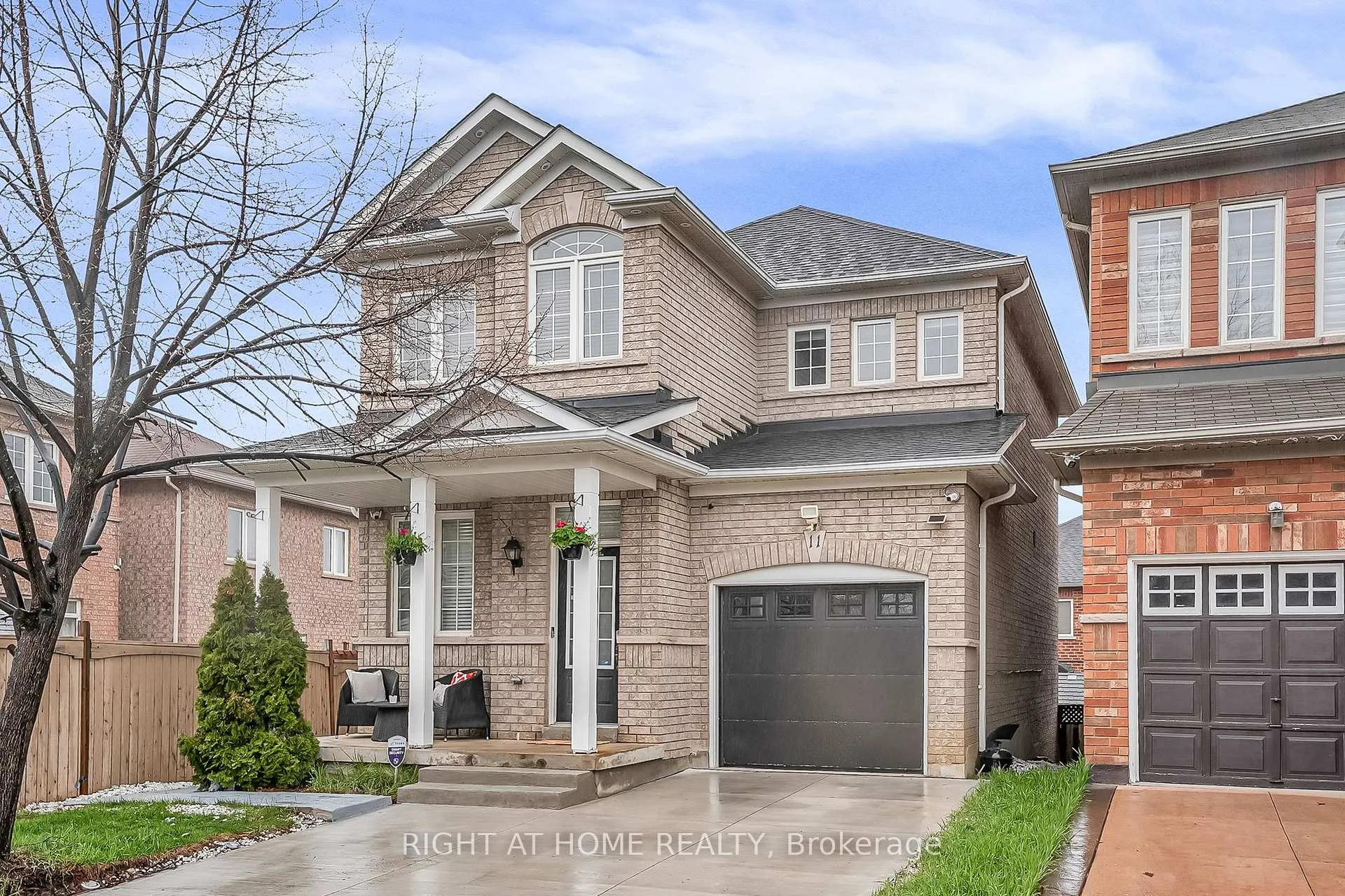 Photo 1 of 11 Tobermory Crescent, Brampton, Madoc — HOMEH