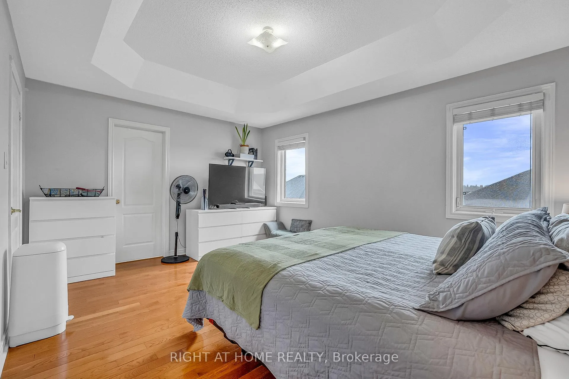 Photo 19 of 11 Tobermory Crescent, Brampton, Madoc — HOMEH