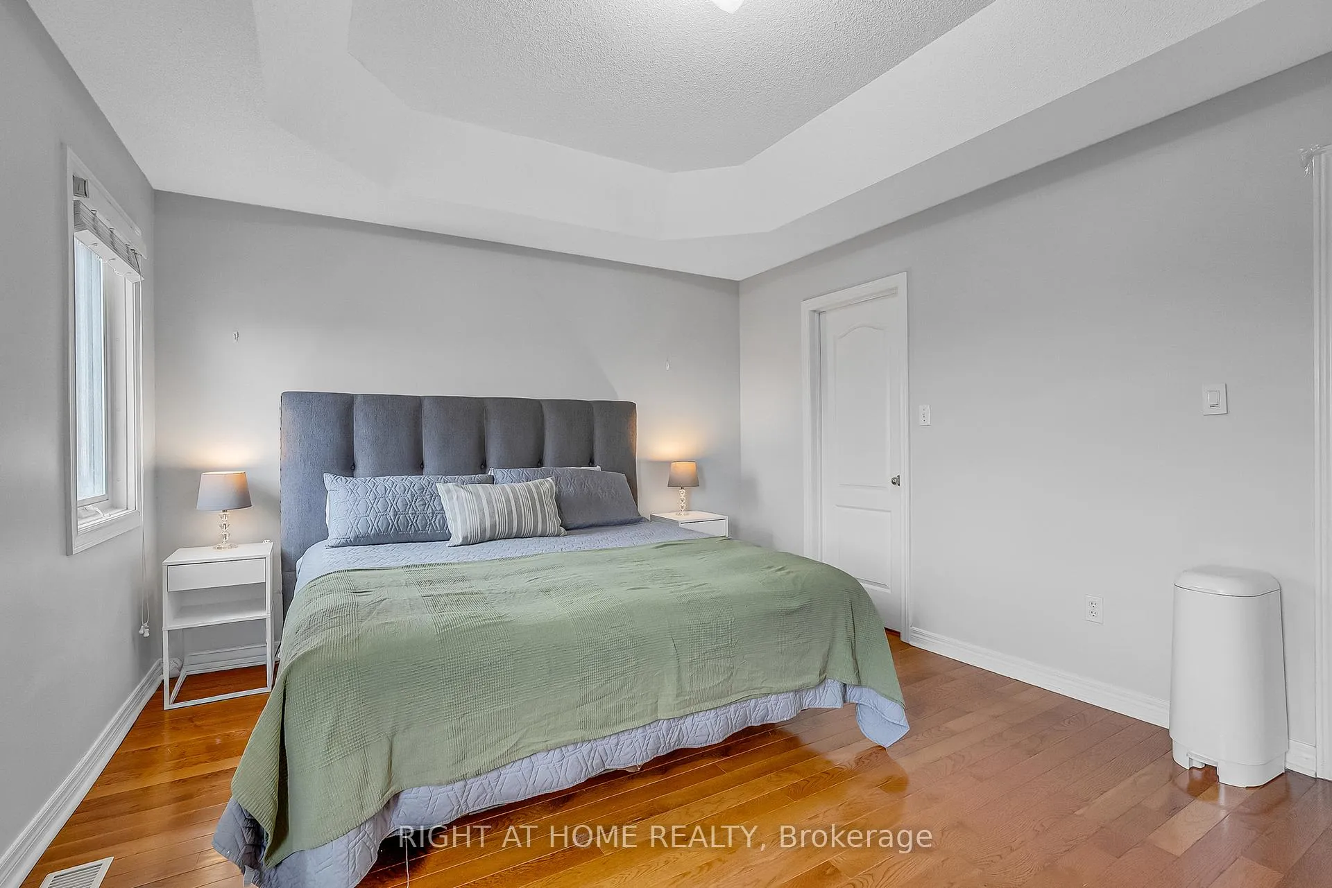 Photo 21 of 11 Tobermory Crescent, Brampton, Madoc — HOMEH