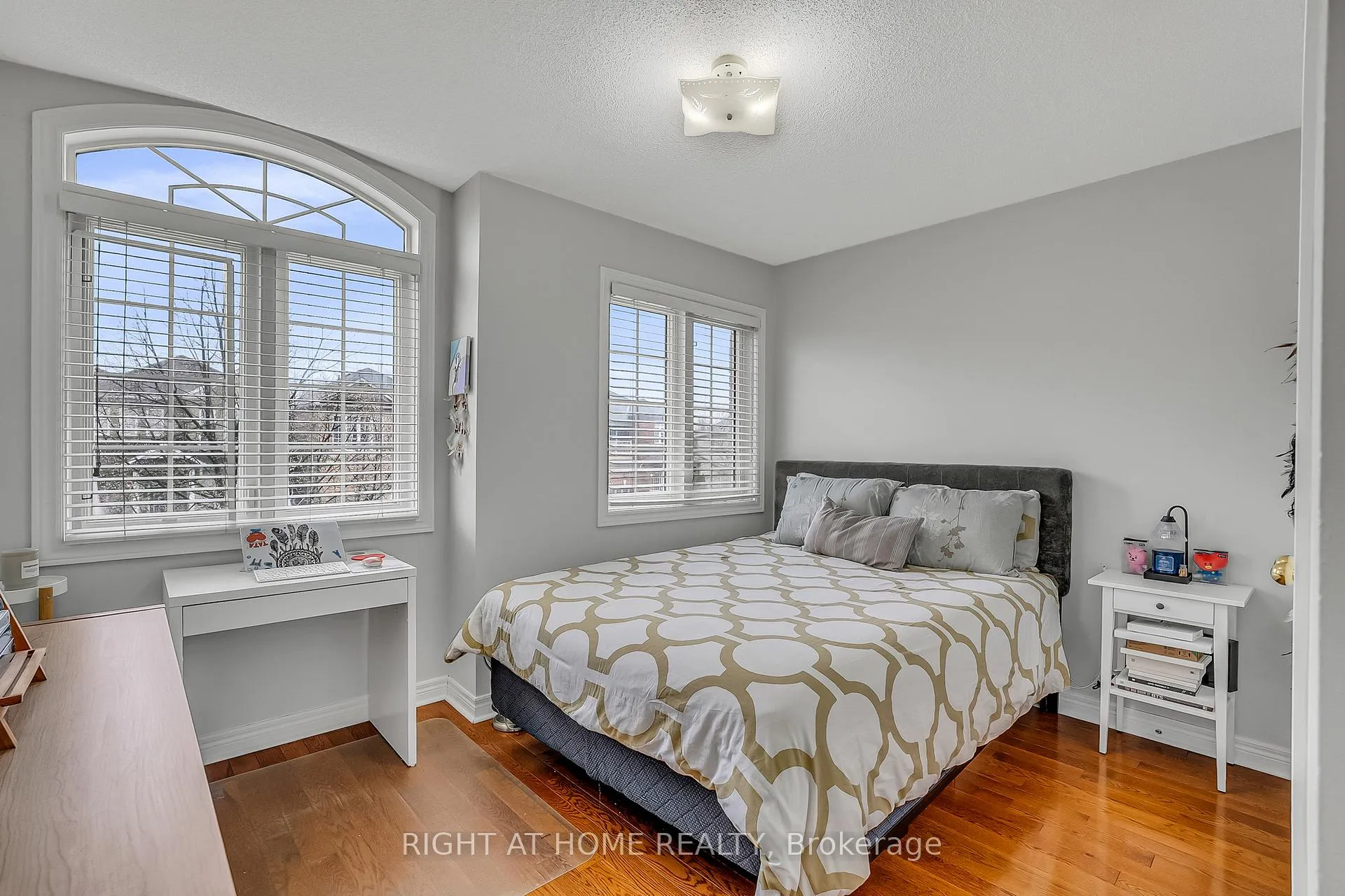 Photo 24 of 11 Tobermory Crescent, Brampton, Madoc — HOMEH