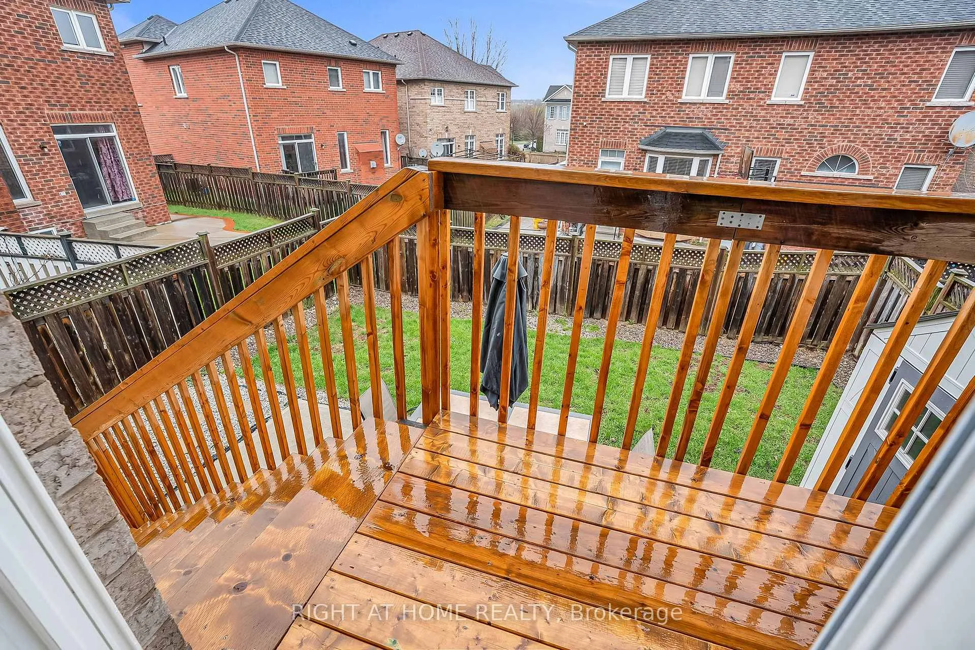 Photo 41 of 11 Tobermory Crescent, Brampton, Madoc — HOMEH